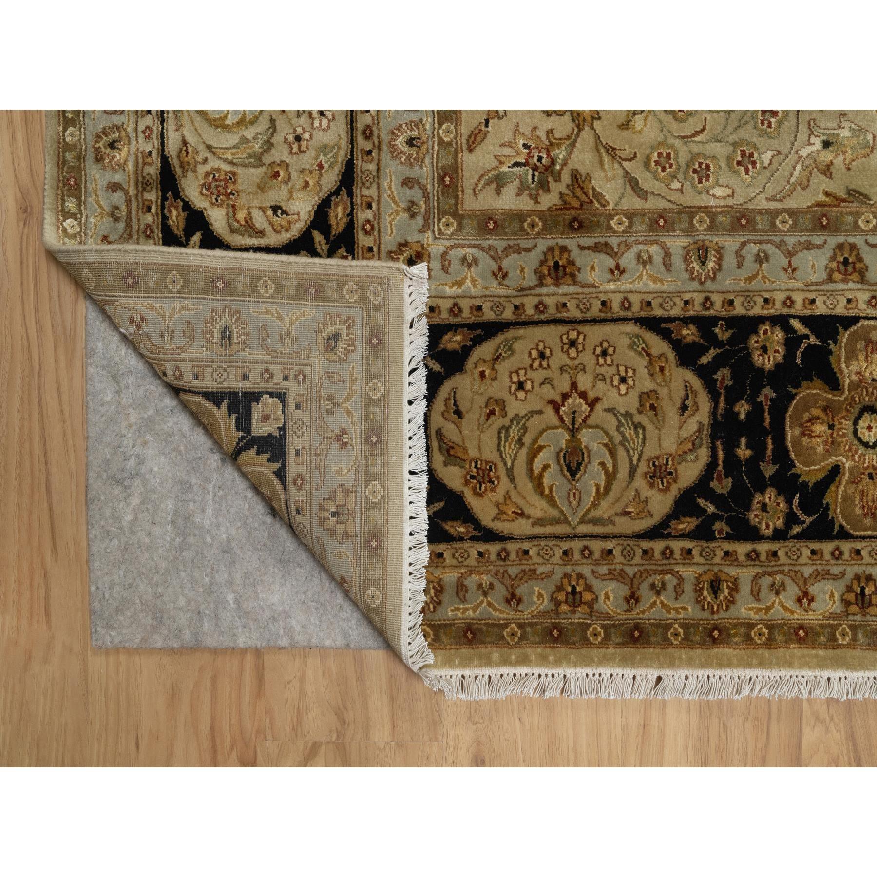 8'x10' Sand Braun Kashan Design Neuseeland Wolle mit Seide Handgeknüpft Teppich (Indisch) im Angebot
