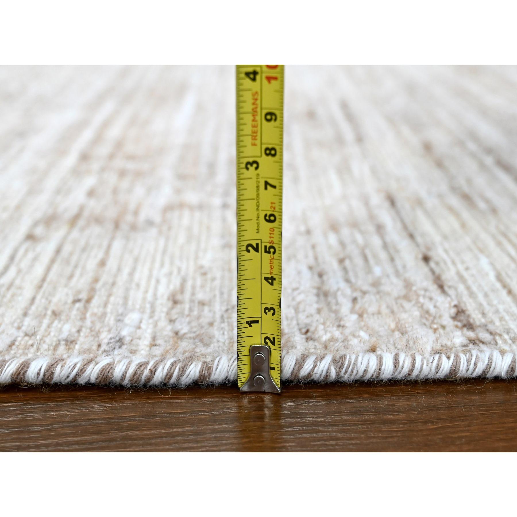 8'x10' Umber Brown Hand Loomed Wool and Plant Based Silk Modern Design Rug in vendita 2