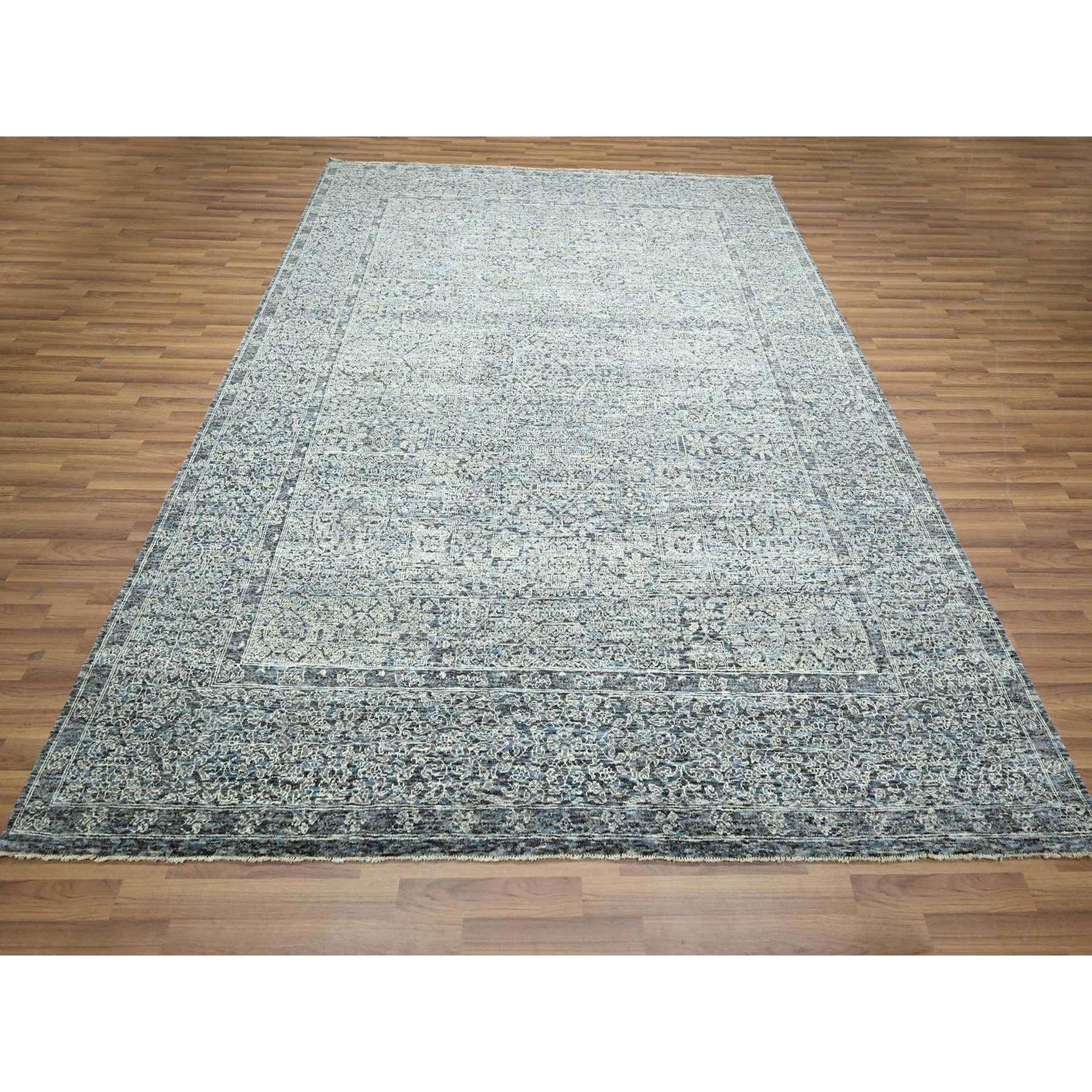 Gris ardoise, influence préhistorique du 14ème siècle, Design/One, teintures naturelles, noué à la main, 100% laine, Tapis d'Orient
Matières premières : Laine
Latex : Pas de poils 
hauteur : 0,25 pouces
Style : Traditionnel
Couleur primaire :