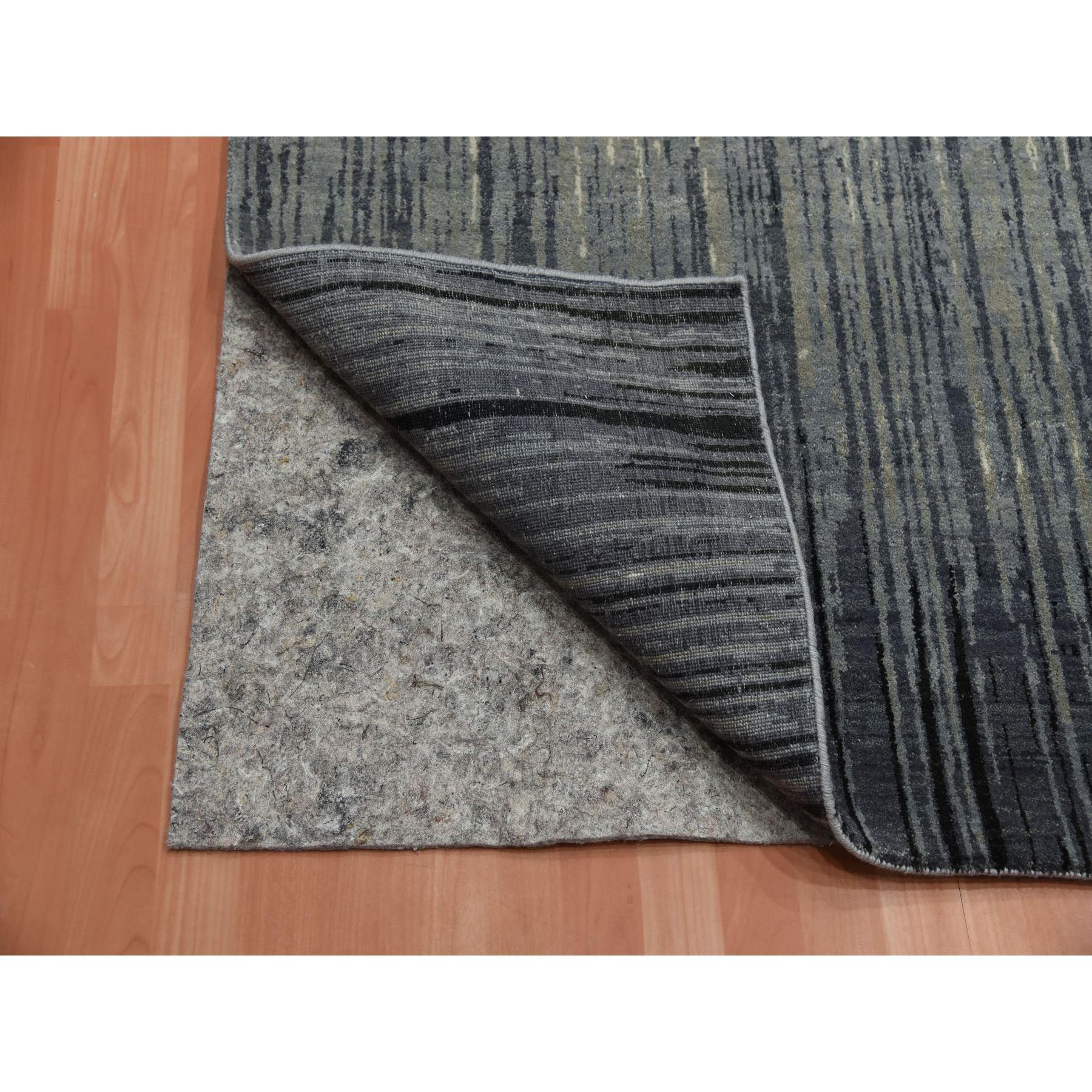 Annodato a mano Tappeto orientale in lana annodata a mano con design Ombre moderno grigio e nero 8'x10'3 in vendita