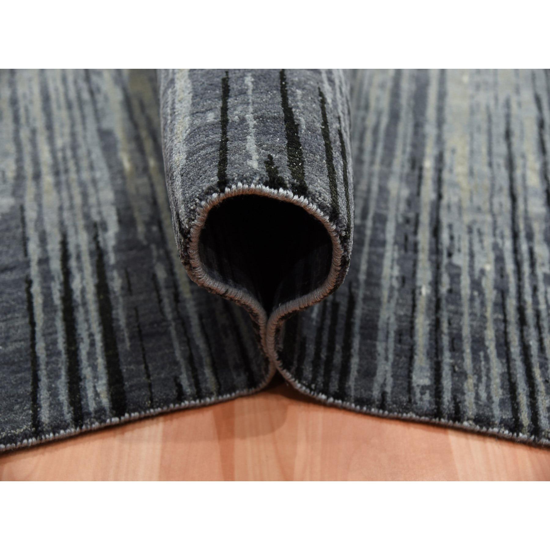 Tappeto orientale in lana annodata a mano con design Ombre moderno grigio e nero 8'x10'3 In condizioni Nuovo in vendita a Carlstadt, NJ