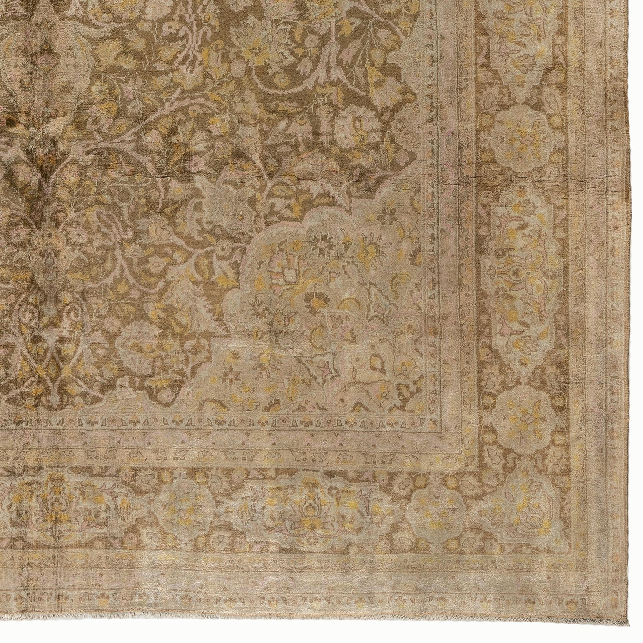 Turco Tappeto Sivas turco semi antico 8x10,6 Ft, vellutato in lana in vendita