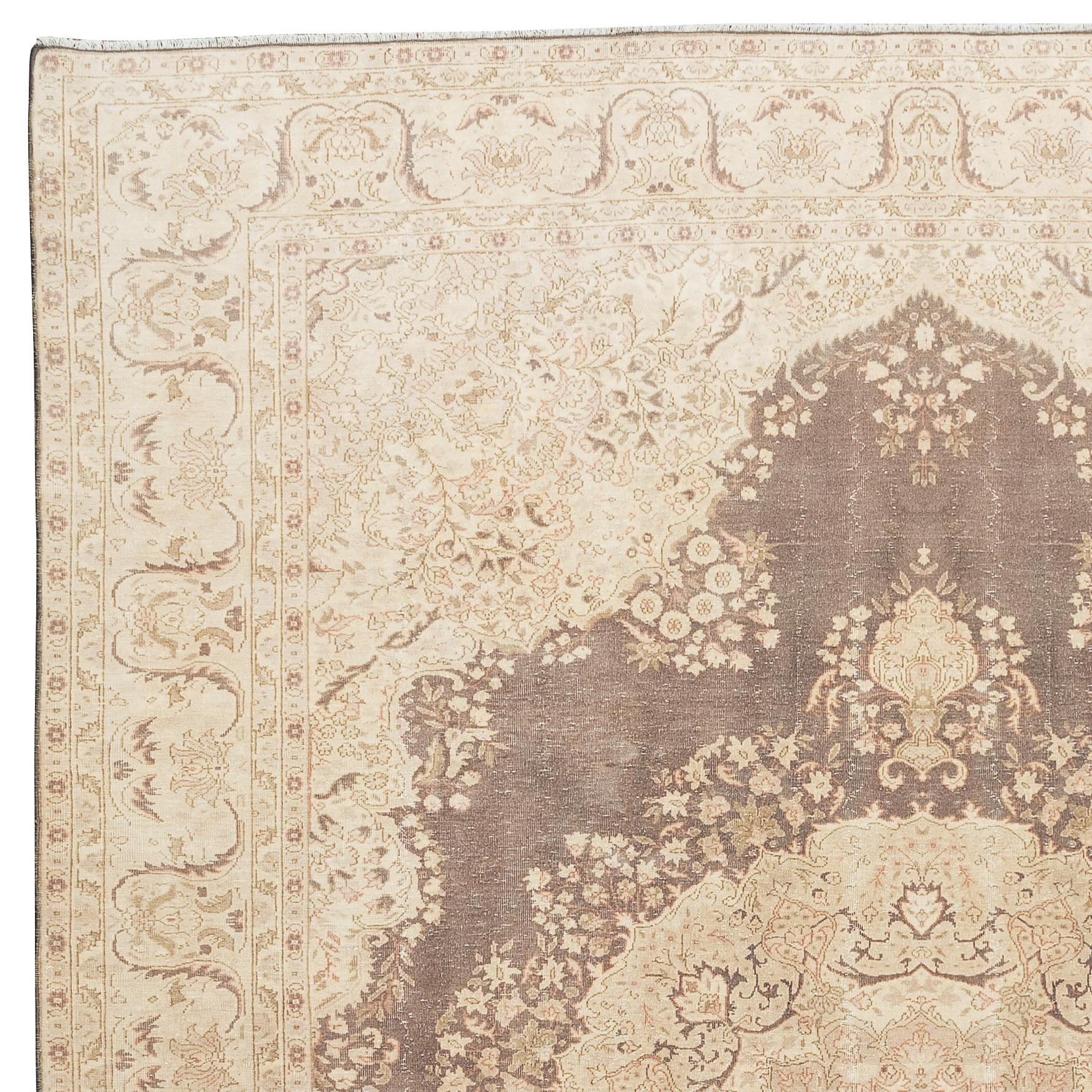 8x11 Ft Handmade Turkish Oushak Area Rug, Vintage Unique Sun Faded Large Carpet In Good Condition For Sale In Spring Valley, NY