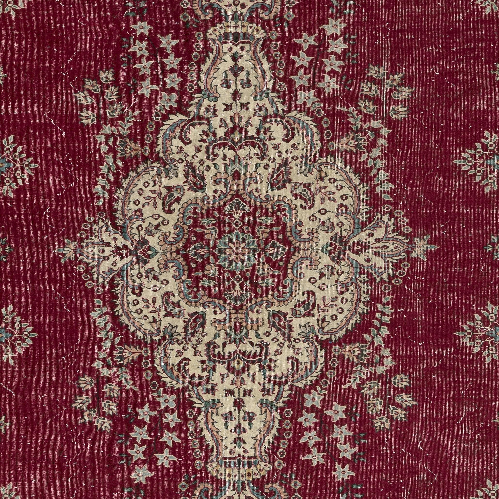 8x11 Ft Einzigartige Vintage Türkisch Rot Bereich Teppich. Handgeknüpfter Wollteppich im Zustand „Gut“ im Angebot in Spring Valley, NY