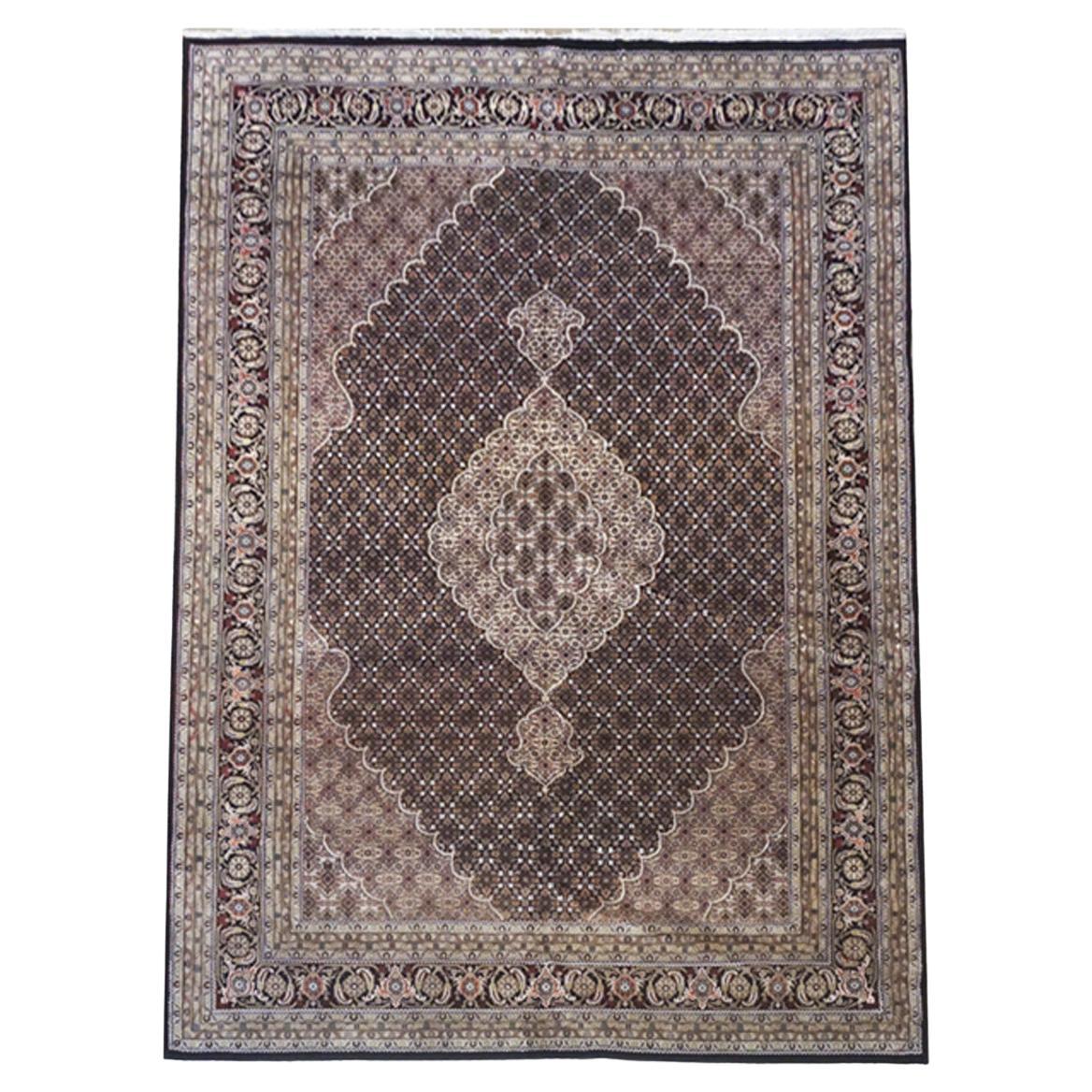 Tabriz-Teppich aus Wolle und Seide im Angebot