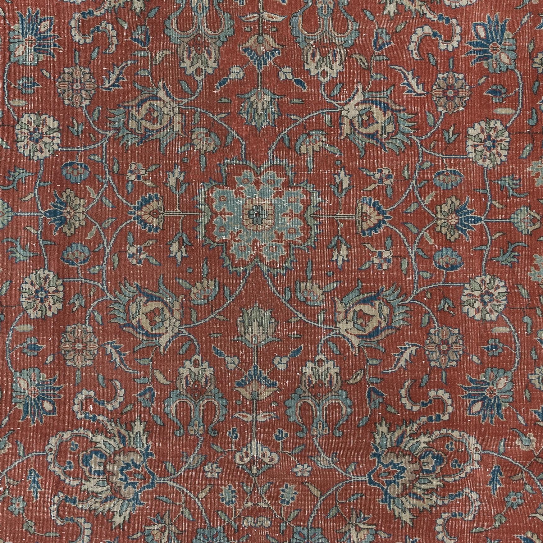 Alfombra de lana turca vintage anudada a mano con diseño floral integral en Bueno estado para la venta en Spring Valley, NY