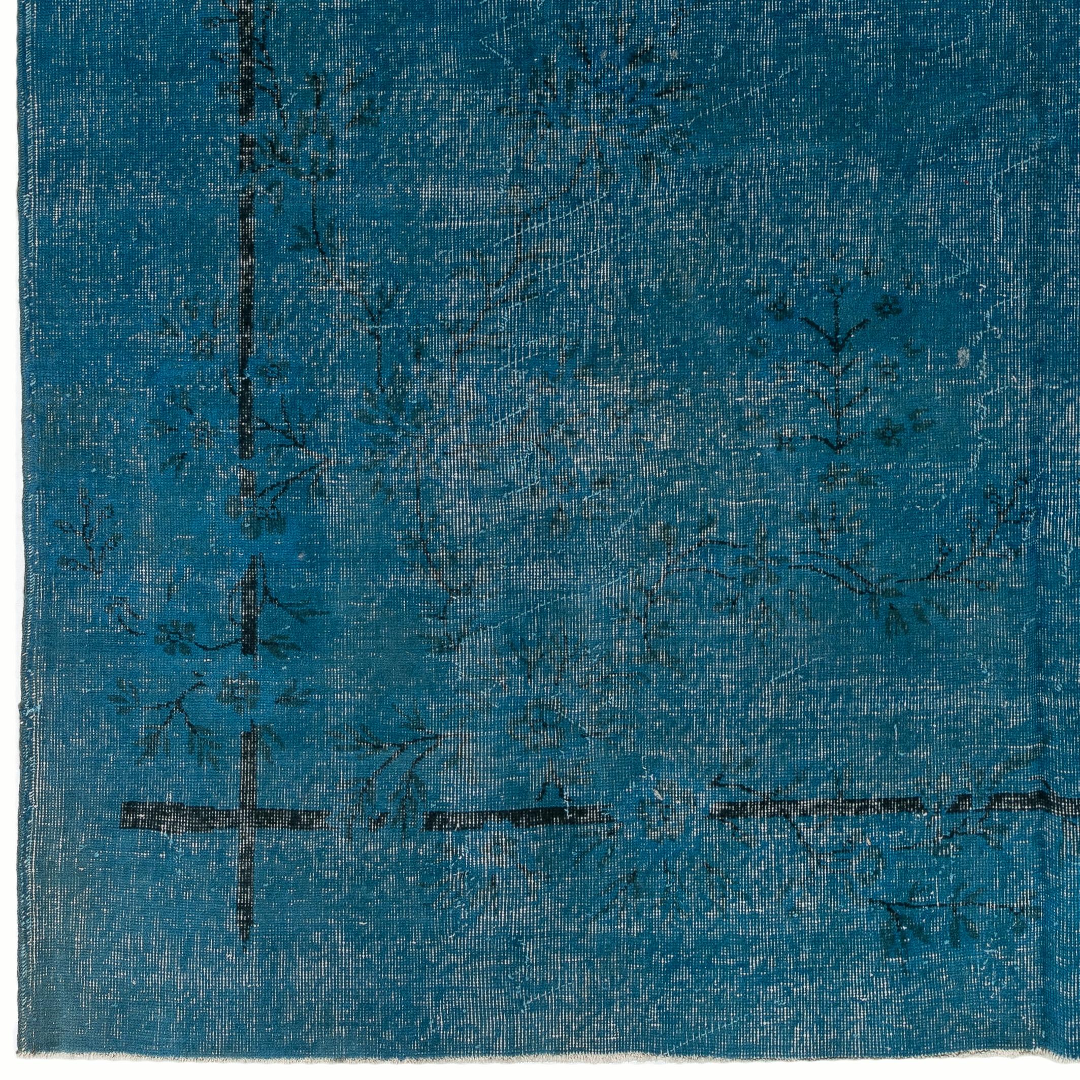 8x11.7 Ft Handmade Art Deco Rug in Blue, Contemporary Turkish Home Decor Carpet In Good Condition For Sale In Spring Valley, NY