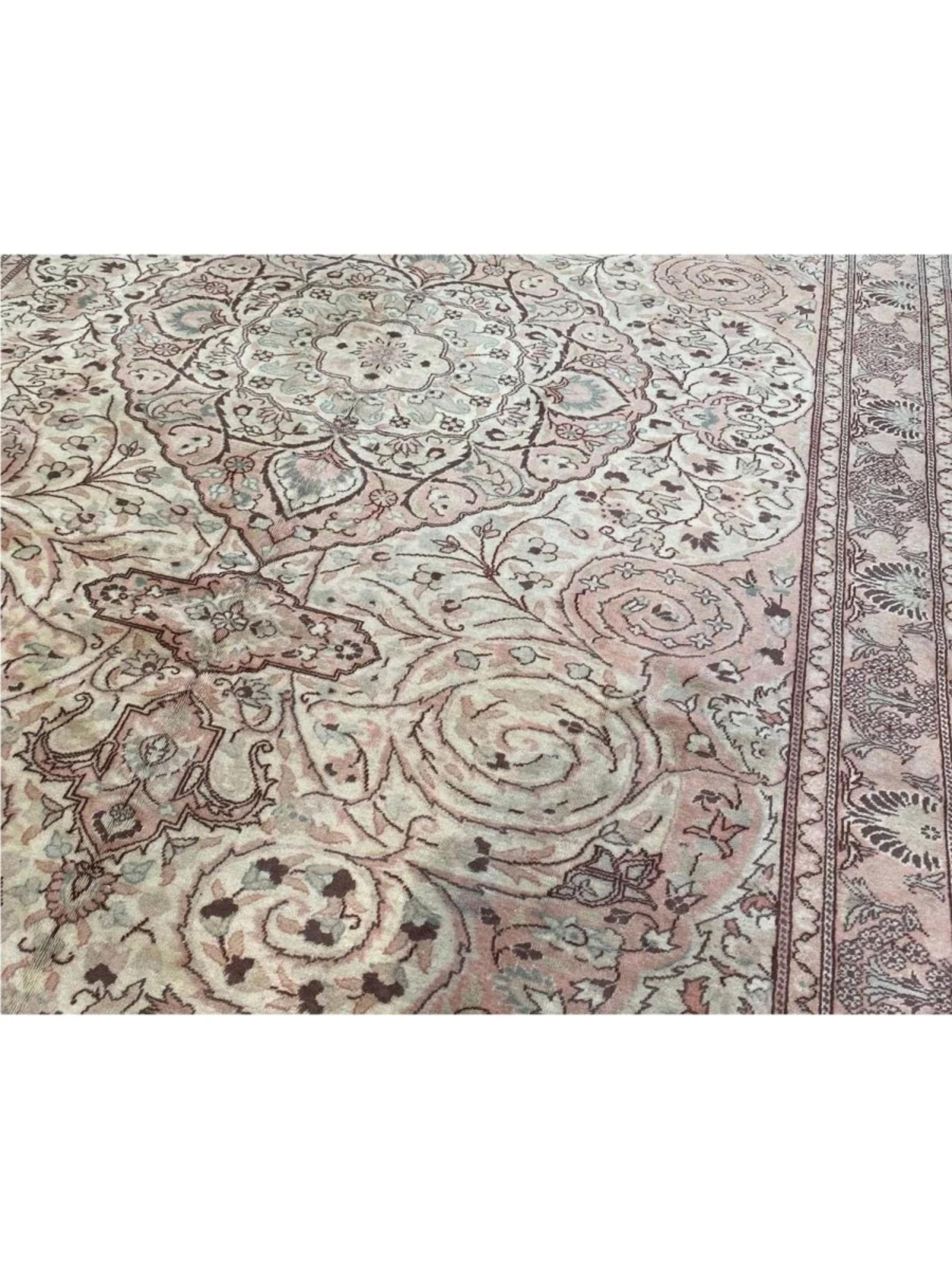 8x12 Hand Knotted Gold and Peach Old Turkish Kayseri Area Rug For Sale 1