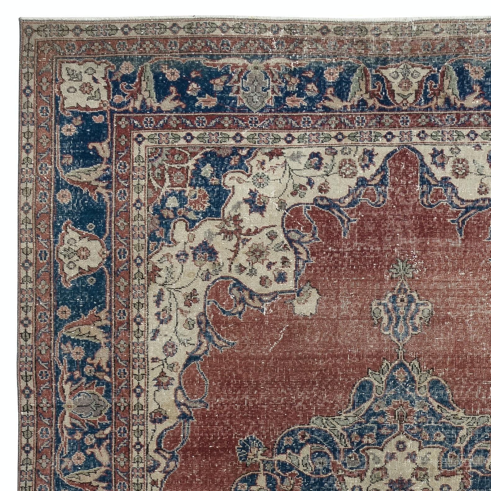 Turco 8x12.3 Ft Tappeto di lana turca annodato a mano. Tappeto vintage di grandi dimensioni unico nel suo genere in vendita