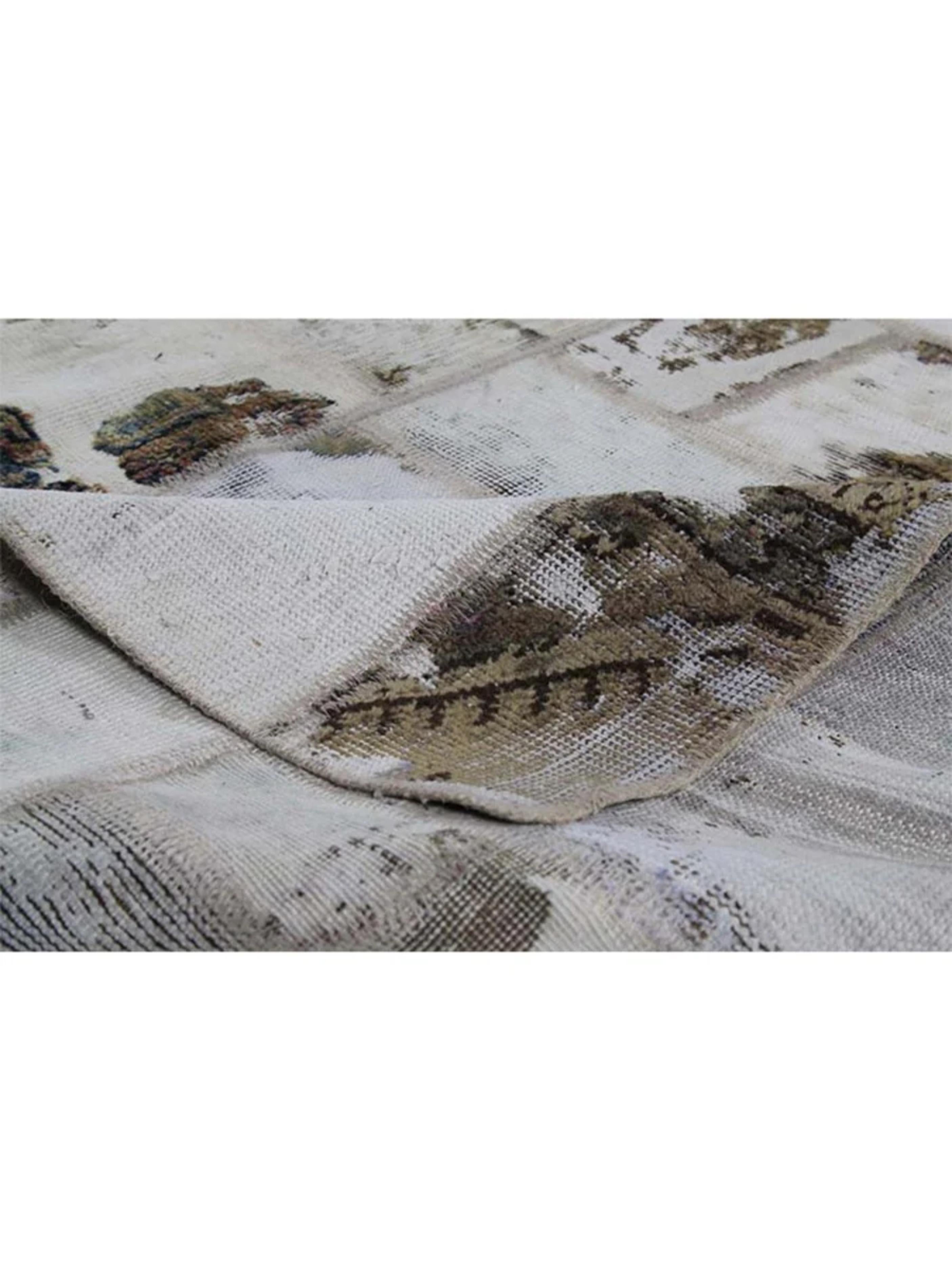 Fin du 20e siècle 8x13 Tapis surteint Vintage Distressed noué à la main en vente