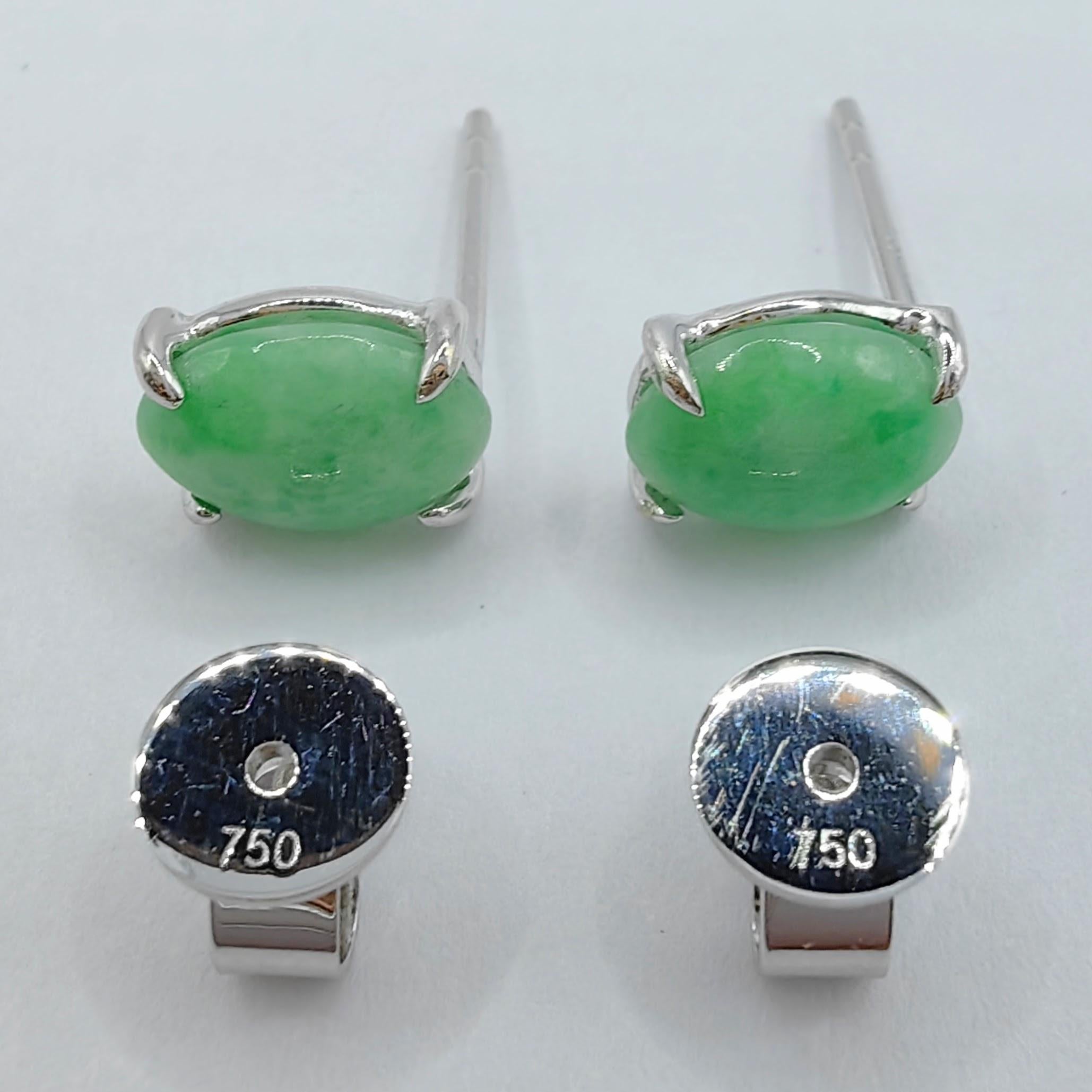 Oval Cut 8x6mm Genuine Burmese Apple Green Oval Jadeite Jade 18K White Gold Stud Earrings For Sale