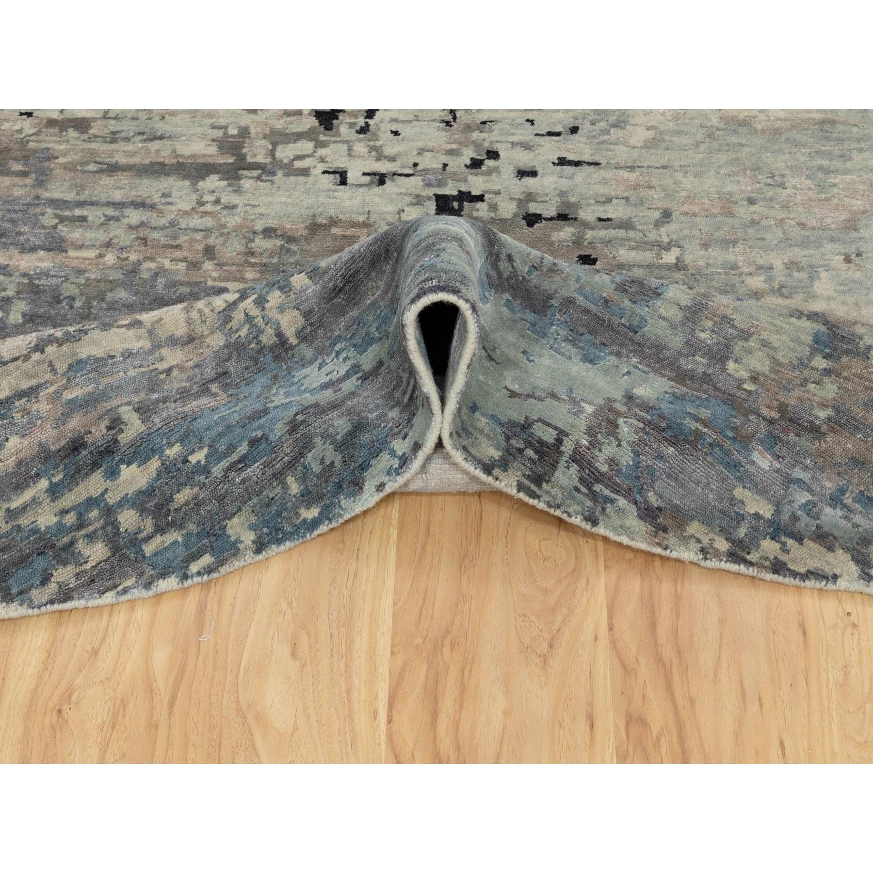 8'x8' Abstract Design Silver-Blue Hand Knotted Wool & Silk Oriental Rug In condizioni Nuovo in vendita a Carlstadt, NJ