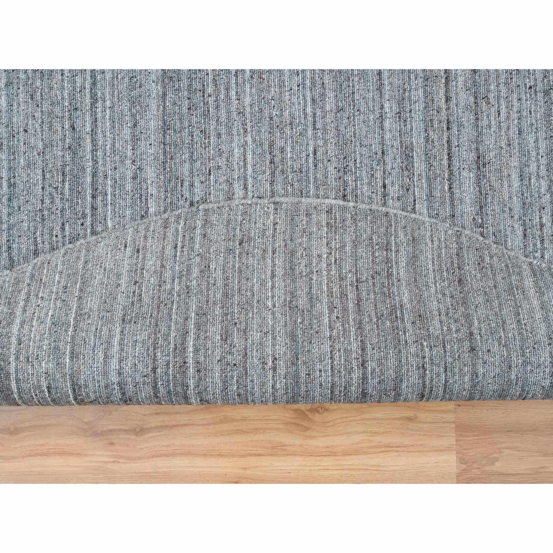 8'x8' Arsenic Gray Modern Striae Design Wolle handgewebte Runde Orientteppich (Indisch) im Angebot