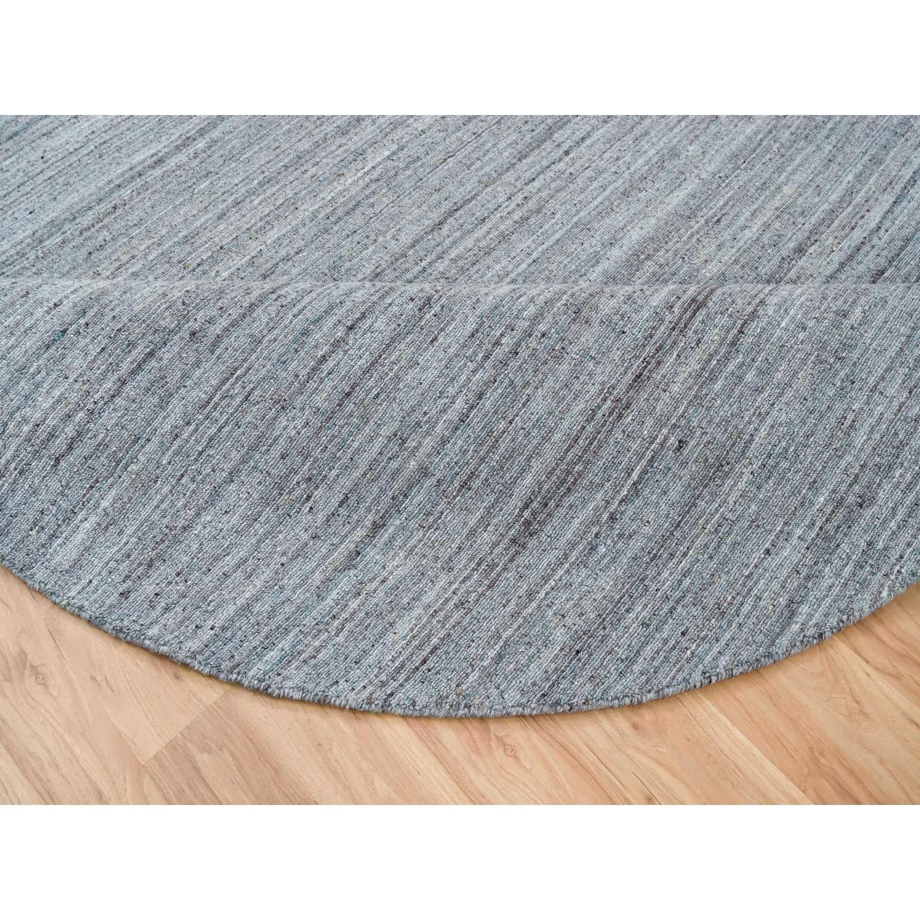 8'x8' Arsenic Gray Modern Striae Design Wolle handgewebte Runde Orientteppich im Zustand „Neu“ im Angebot in Carlstadt, NJ