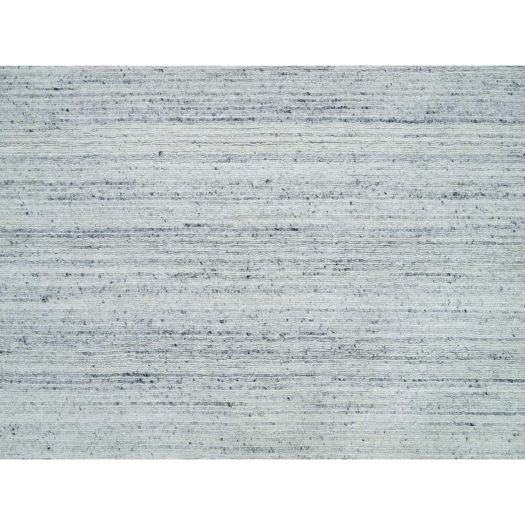 8'x8' Ash Gray Modern Striae Design Wool Hand Loomed Square Oriental Rug For Sale 2