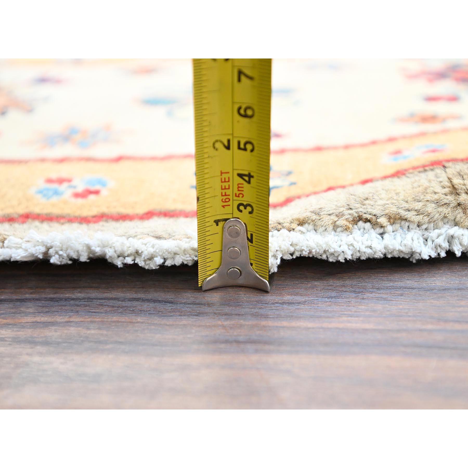 8'x8' Bamboo Brown Special Kazak Geometrisches Design Wolle Handgeknüpft Teppich im Angebot 3