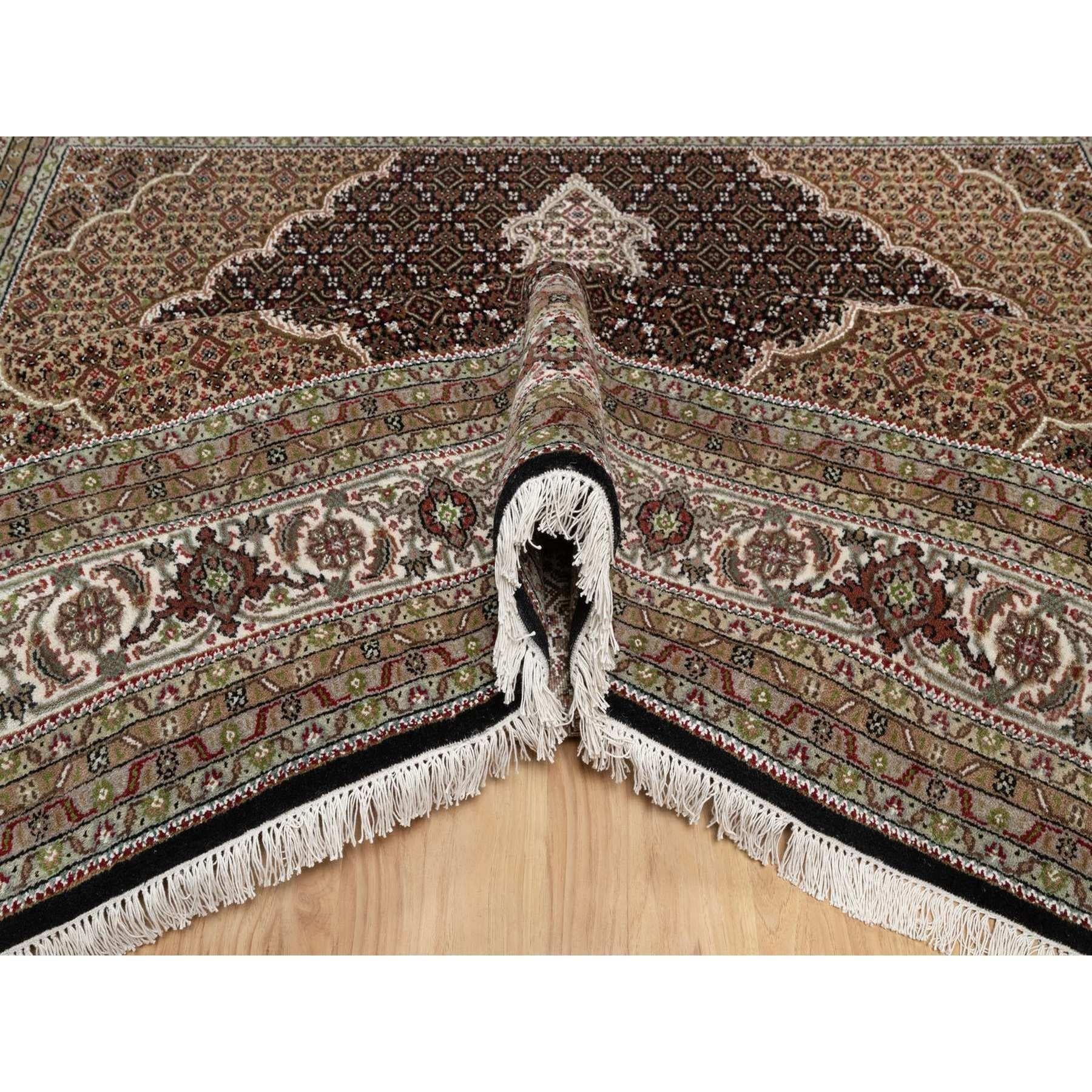 8'x8' Black Tabriz Mahi Fish Medallion Design Hand Knotted Wool Square Rug In New Condition For Sale In Carlstadt, NJ