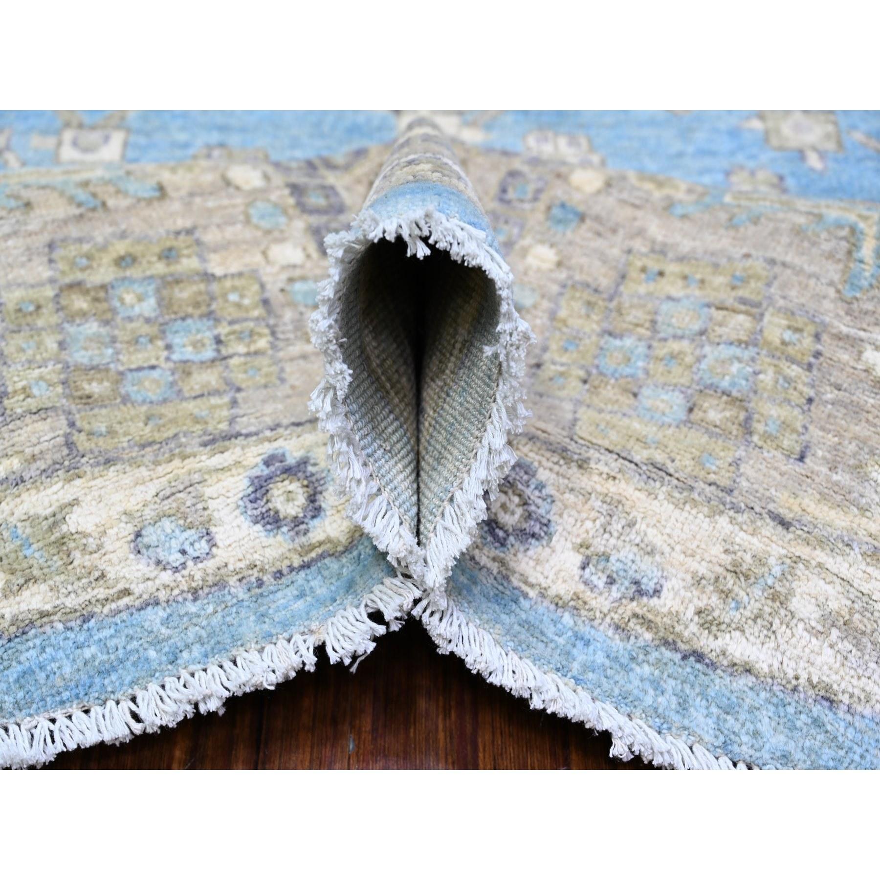 8'x8' Blauer handgeknüpfter runder orientalischer Teppich aus reiner Wolle im Mahal-Design (Handgeknüpft) im Angebot