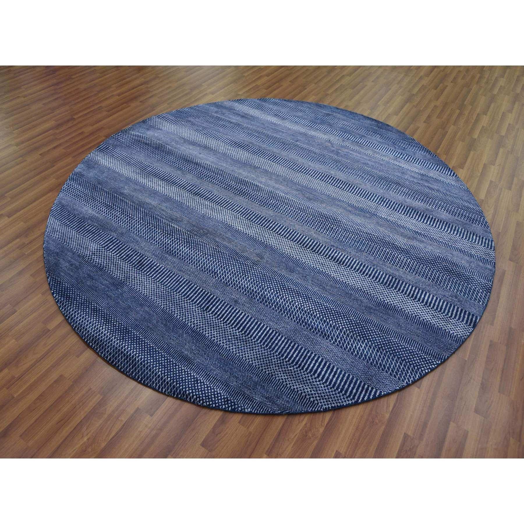 Indian 8'x8' Blue, Wool and Silk Hand Knotted, Modern Grass Design Gabbeh Round Rug For Sale