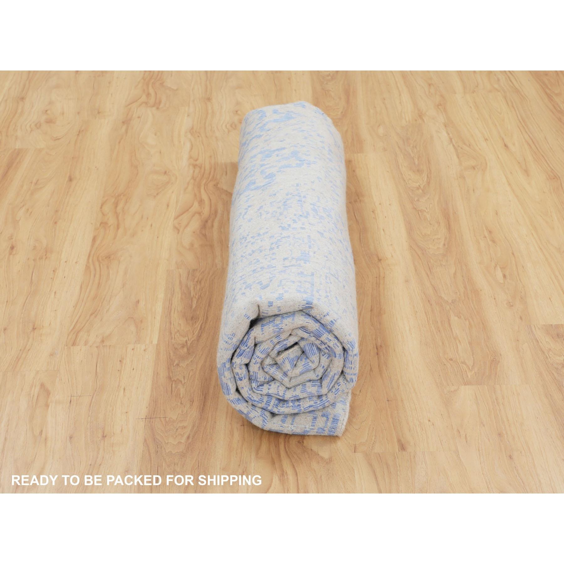 8'x8' Blauer handgefalteter runder Teppich aus Wolle und Seide im Mamluk-Design aus Jacquard im Angebot 3