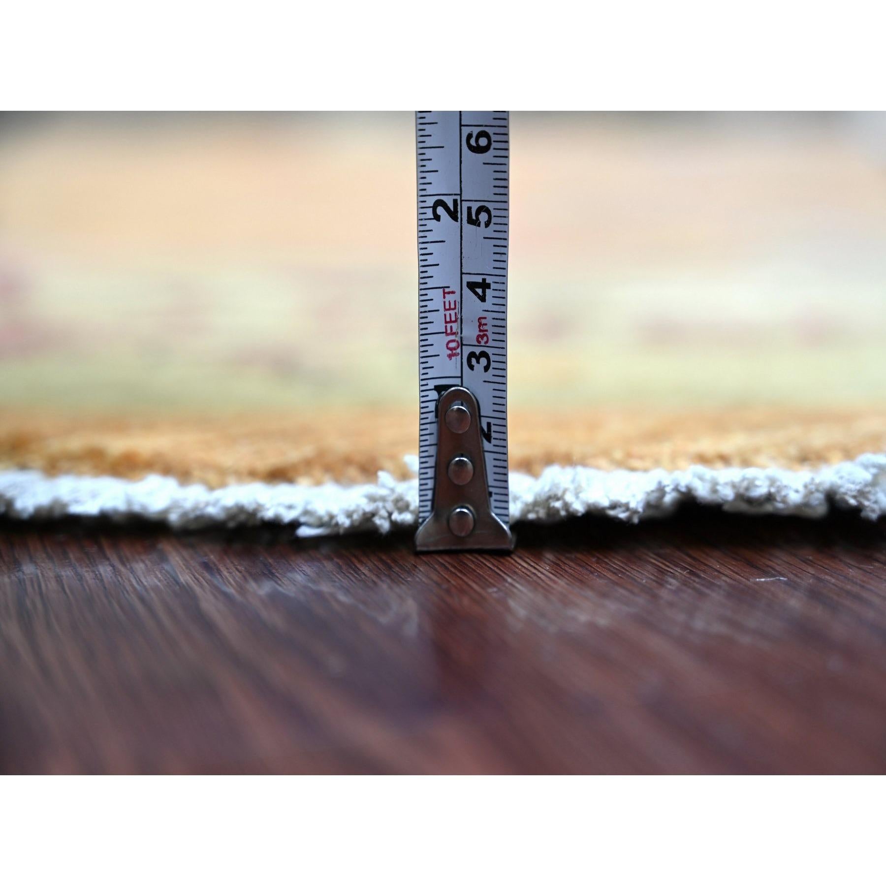 8'x8' Tapis rond en laine nouée à la main Peshawar d'inspiration Art déco chinois marron en vente 3