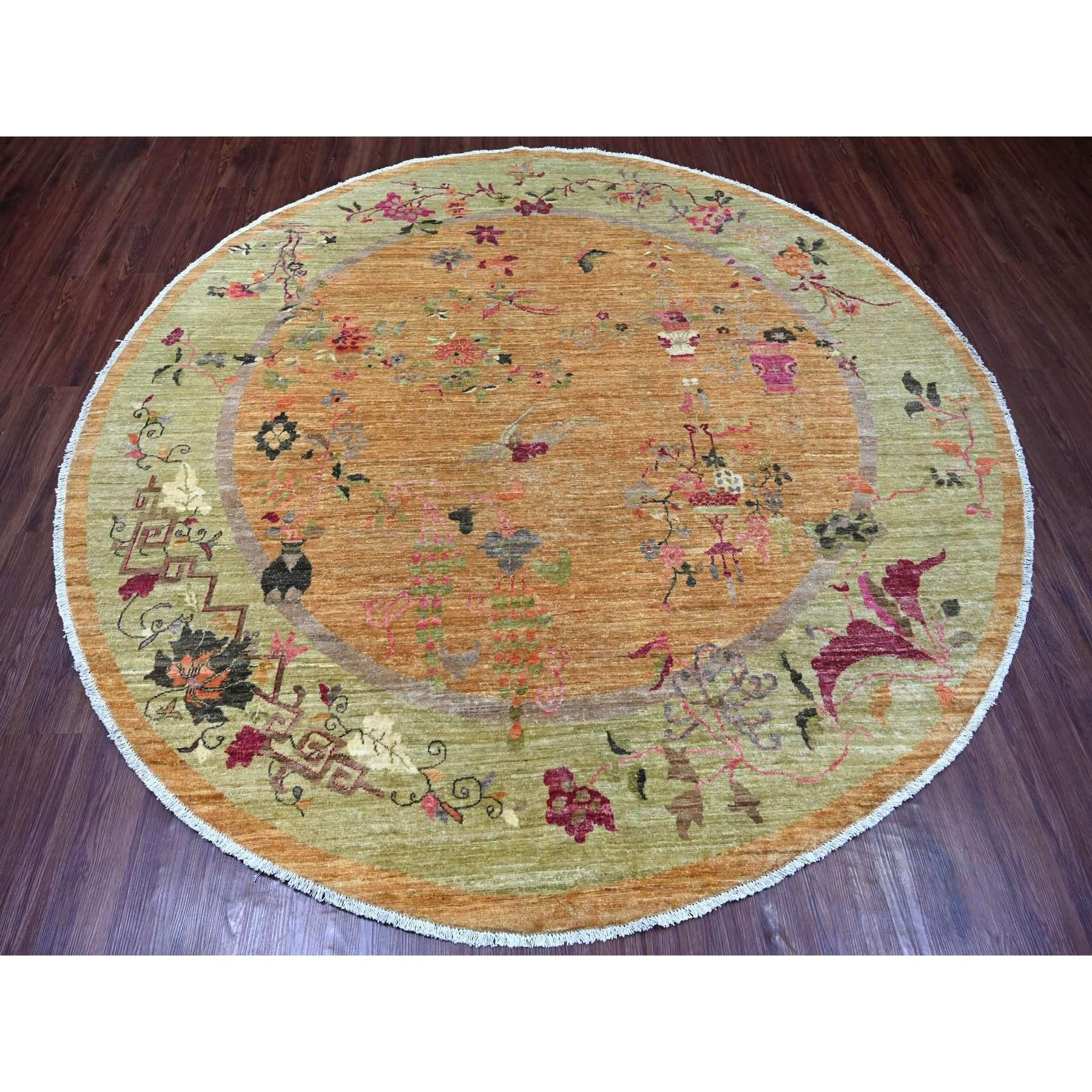 Marron fauve, Pure Laine, Peshawar d'inspiration Art Déco Chinois, Teintures naturelles, Noué à la main, Rond, Tapis d'Orient
Matières premières : Laine
Latex : Pas de poils 
hauteur : 0,25 pouces
Style : Transitionnel
Couleur primaire :