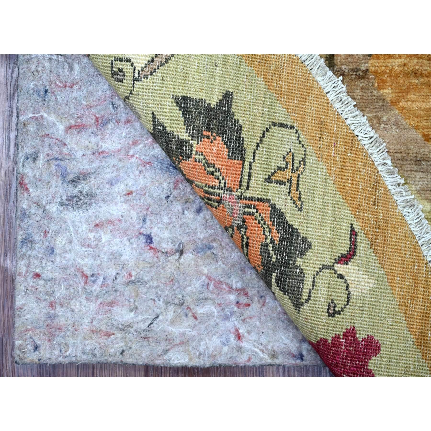 Noué à la main 8'x8' Tapis rond en laine nouée à la main Peshawar d'inspiration Art déco chinois marron en vente