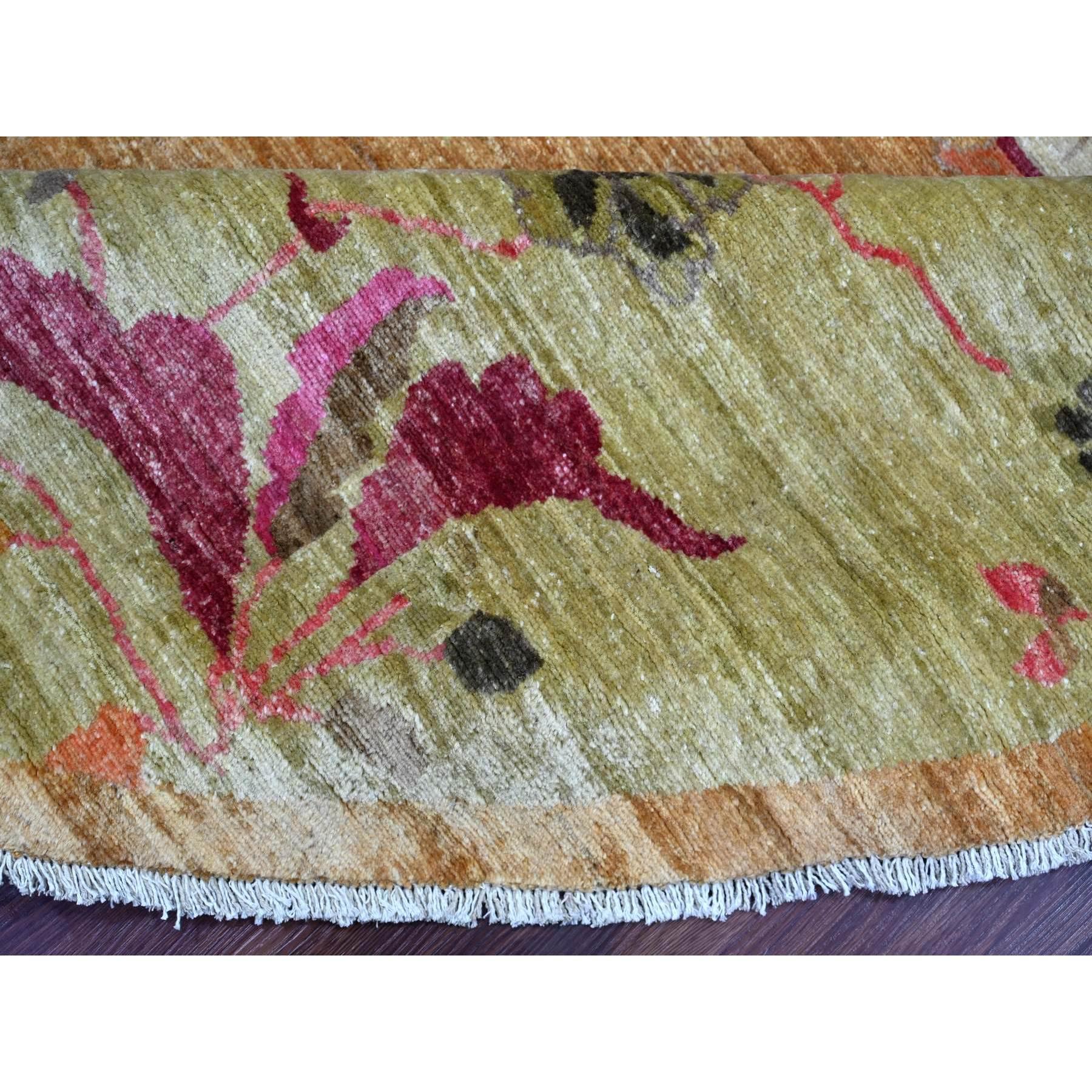 XXIe siècle et contemporain 8'x8' Tapis rond en laine nouée à la main Peshawar d'inspiration Art déco chinois marron en vente