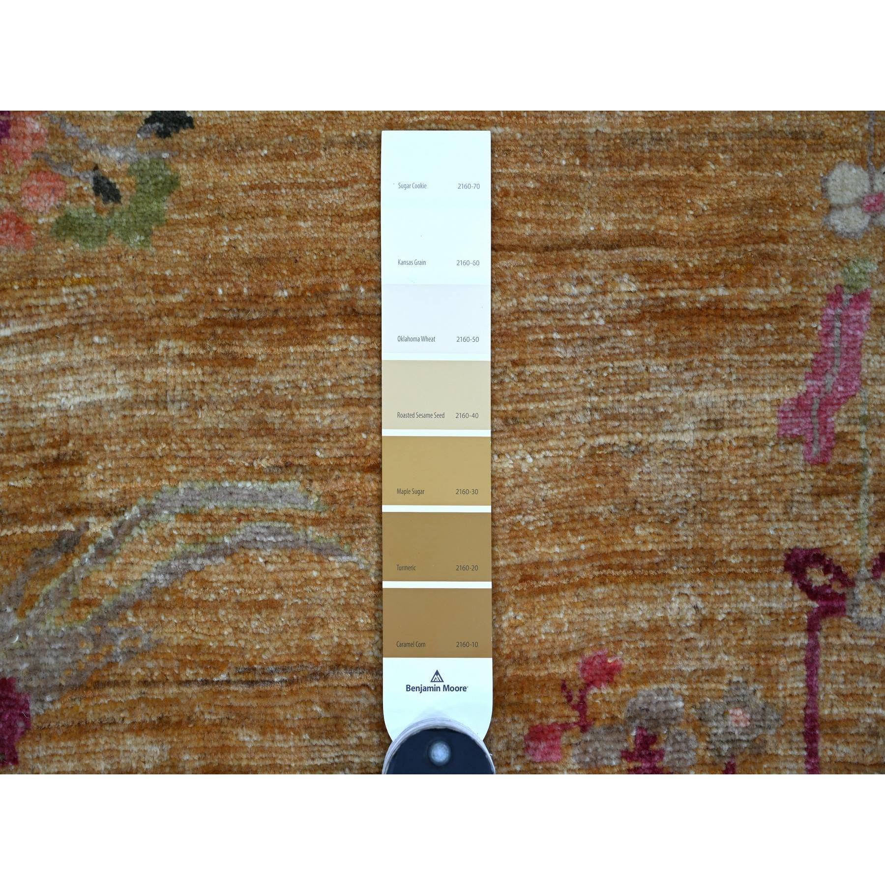 Laine 8'x8' Tapis rond en laine nouée à la main Peshawar d'inspiration Art déco chinois marron en vente