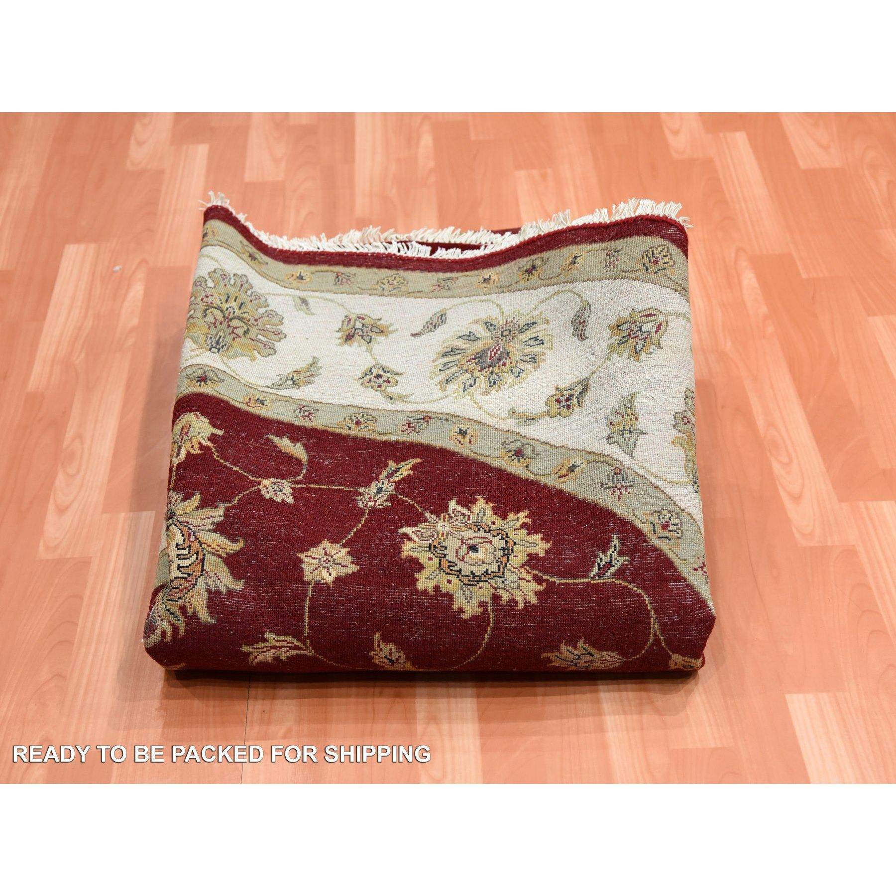 Tappeto rotondo 8'x8' rosso borgogna, lana e seta annodato a mano, design Rajasthan in vendita 2