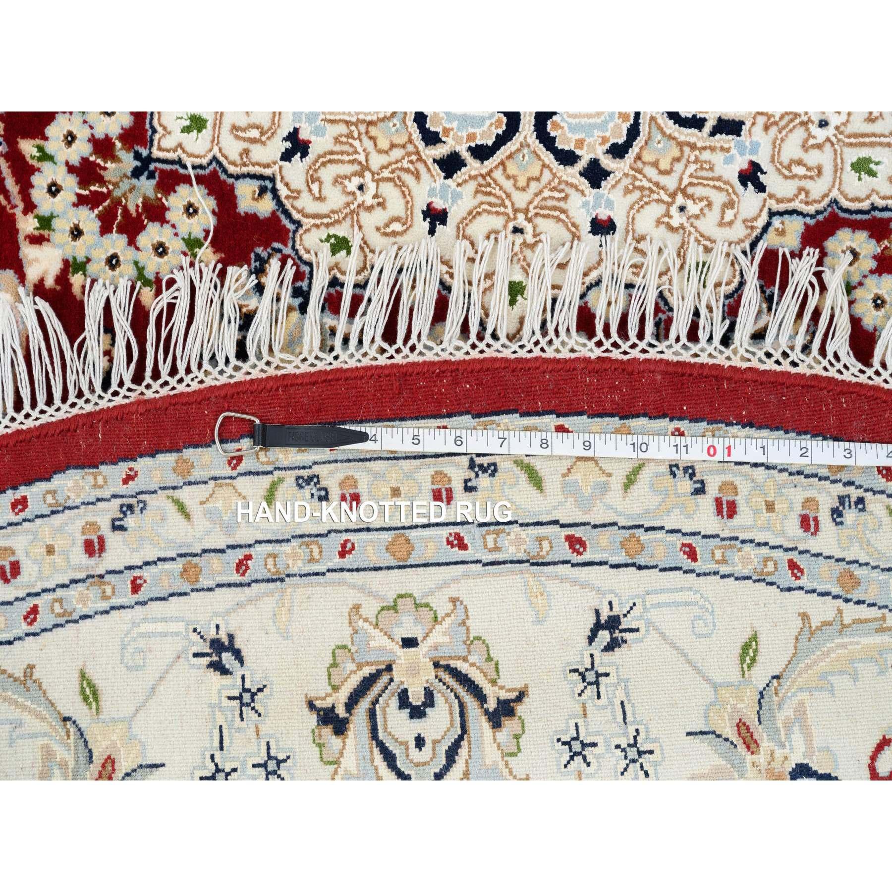 8'x8' Cherry Red, Wool Hand Knotted, Nain Flower Design 250 KPSI Round Rug For Sale 3