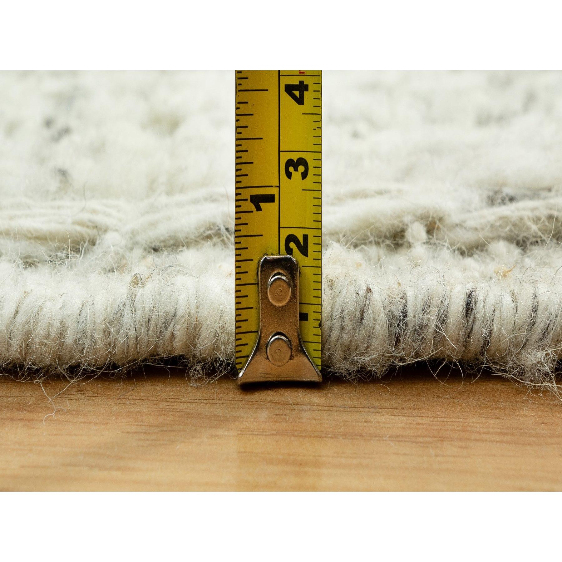 8'x8' Classic Gray Wool Cord Collection Plain Hand Woven Square Oriental Rug im Angebot 2
