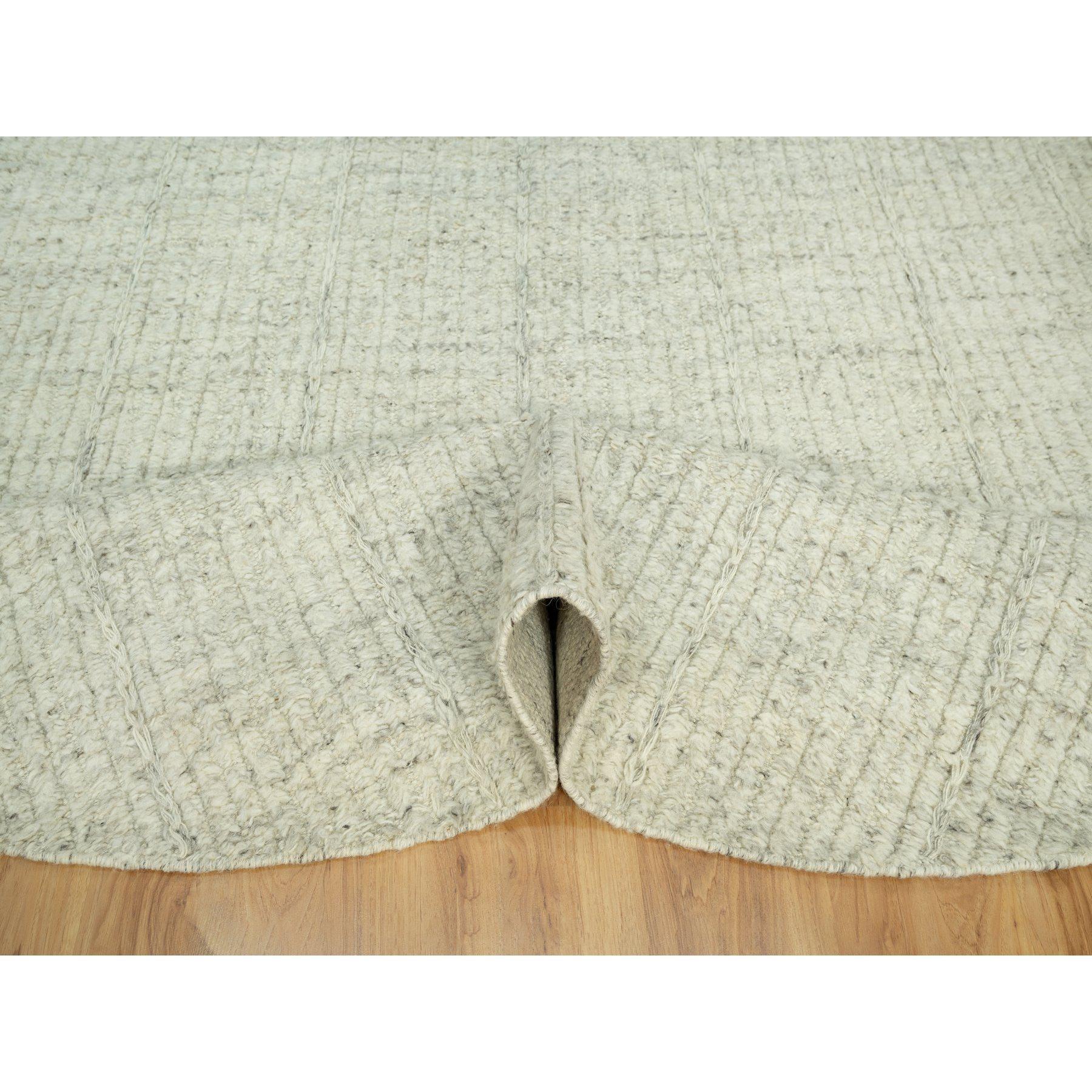8'x8' Classic Gray Wool Cord Collection Plain Hand Woven Square Oriental Rug (Handgeknüpft) im Angebot
