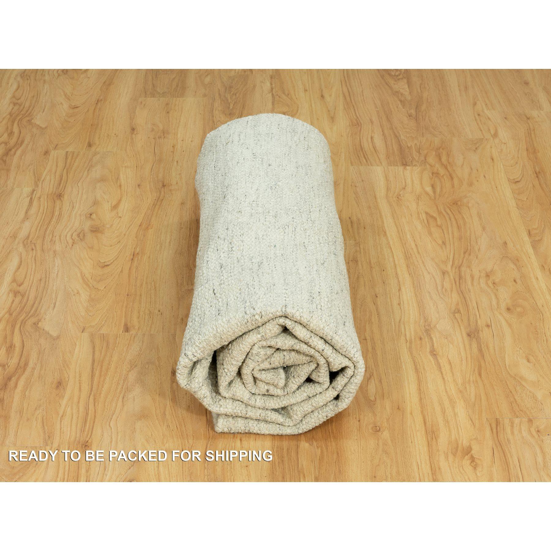 8'x8' Classic Gray Wool Cord Collection Plain Hand Woven Square Oriental Rug im Angebot 1
