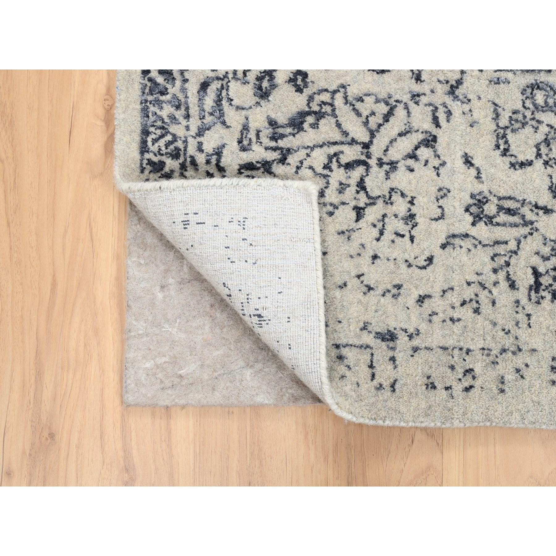 8'x8' Alfombra cuadrada oriental de jacquard fino de lana y seda tejida a mano gris claro Anudado a mano en venta