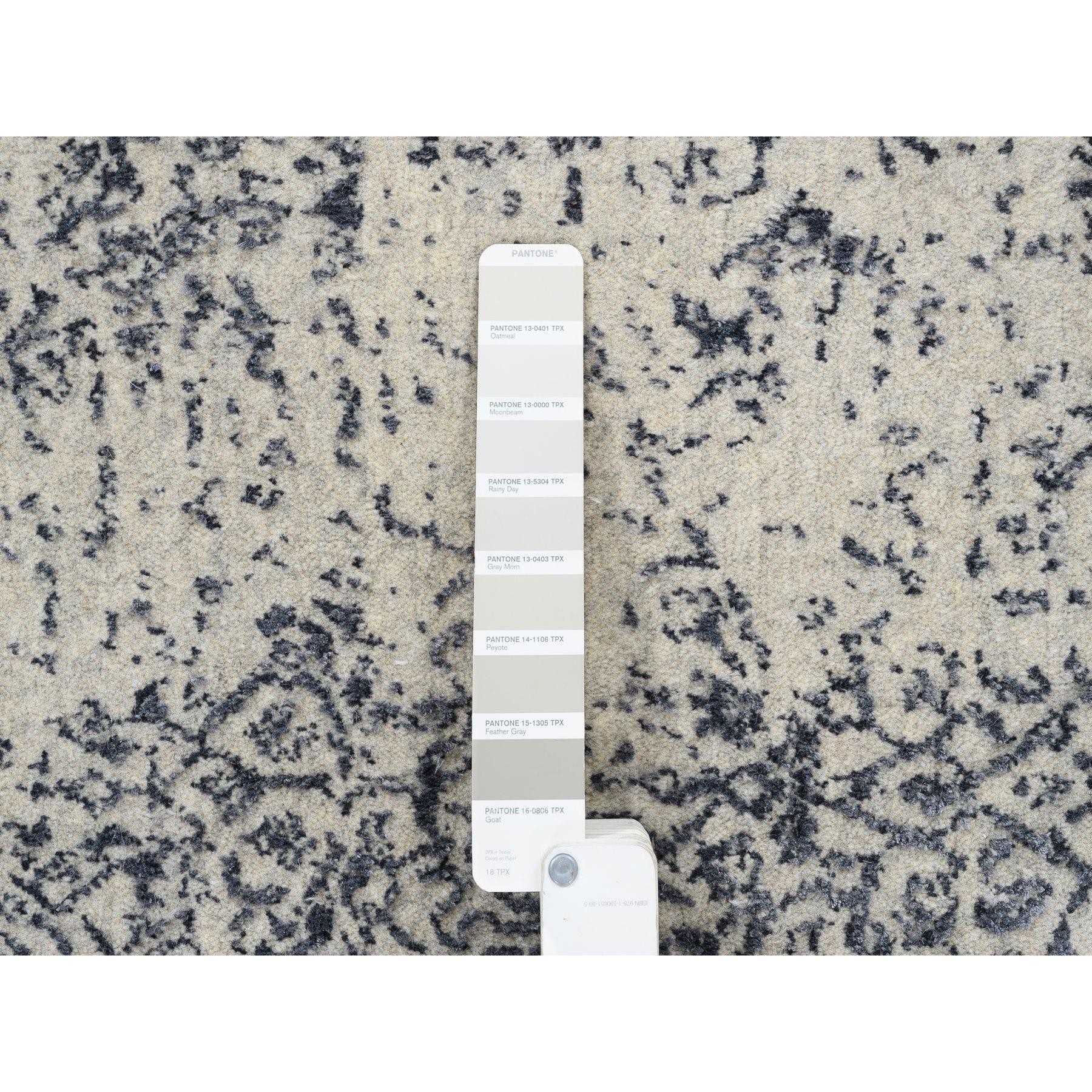 8'x8' Alfombra cuadrada oriental de jacquard fino de lana y seda tejida a mano gris claro Seda en venta