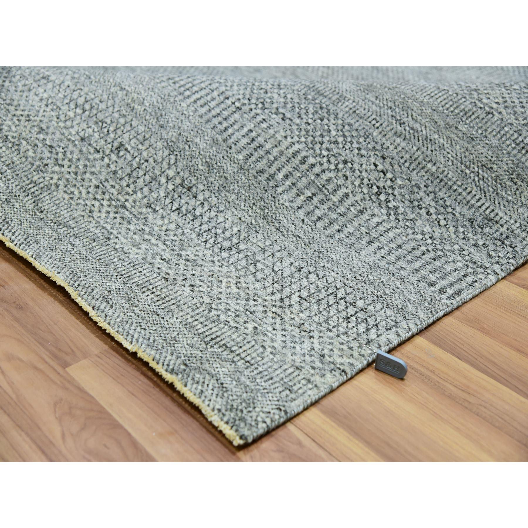 8'x8' Glacier Gray Modern Grass Design Tappeto orientale in lana annodato a mano In condizioni Nuovo in vendita a Carlstadt, NJ
