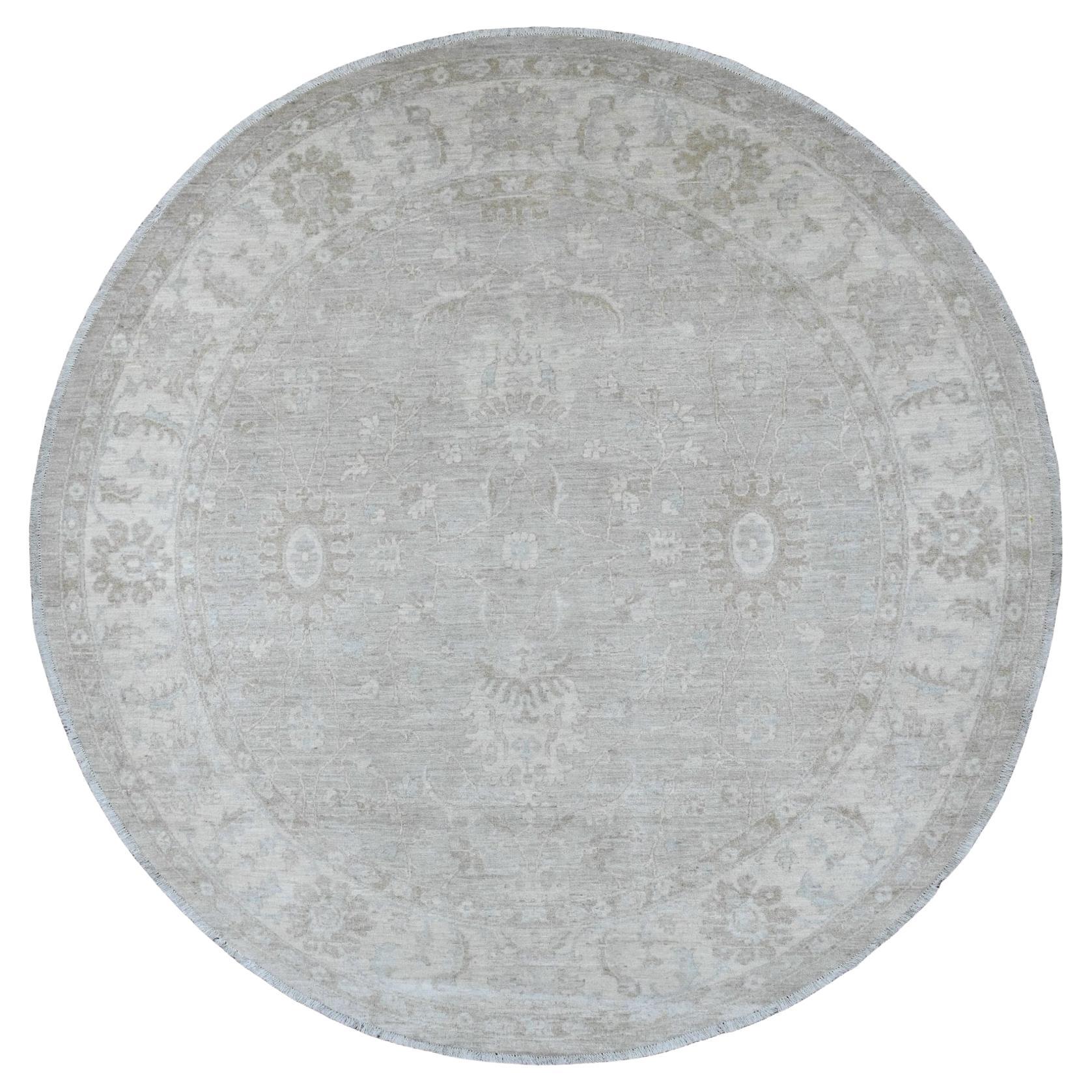 8'x8' Gray Washed Out Ziegler Mahal Revival Hand Knotted Pure Wool Round Rug For Sale