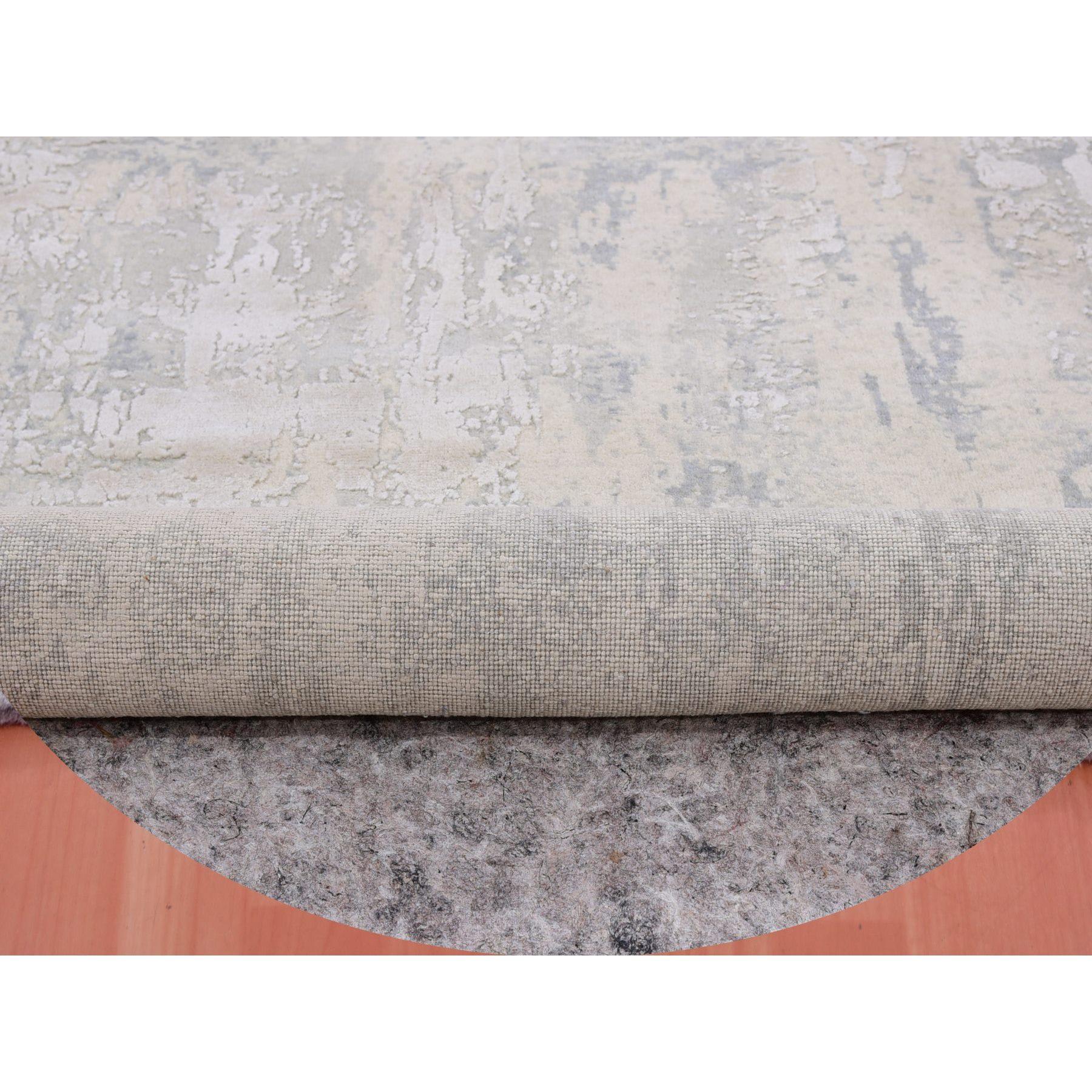 8'x8' Alfombra Redonda de Lana y Seda Gris Anudada a Mano con Diseño Abstracto Moderno Anudado a mano en venta