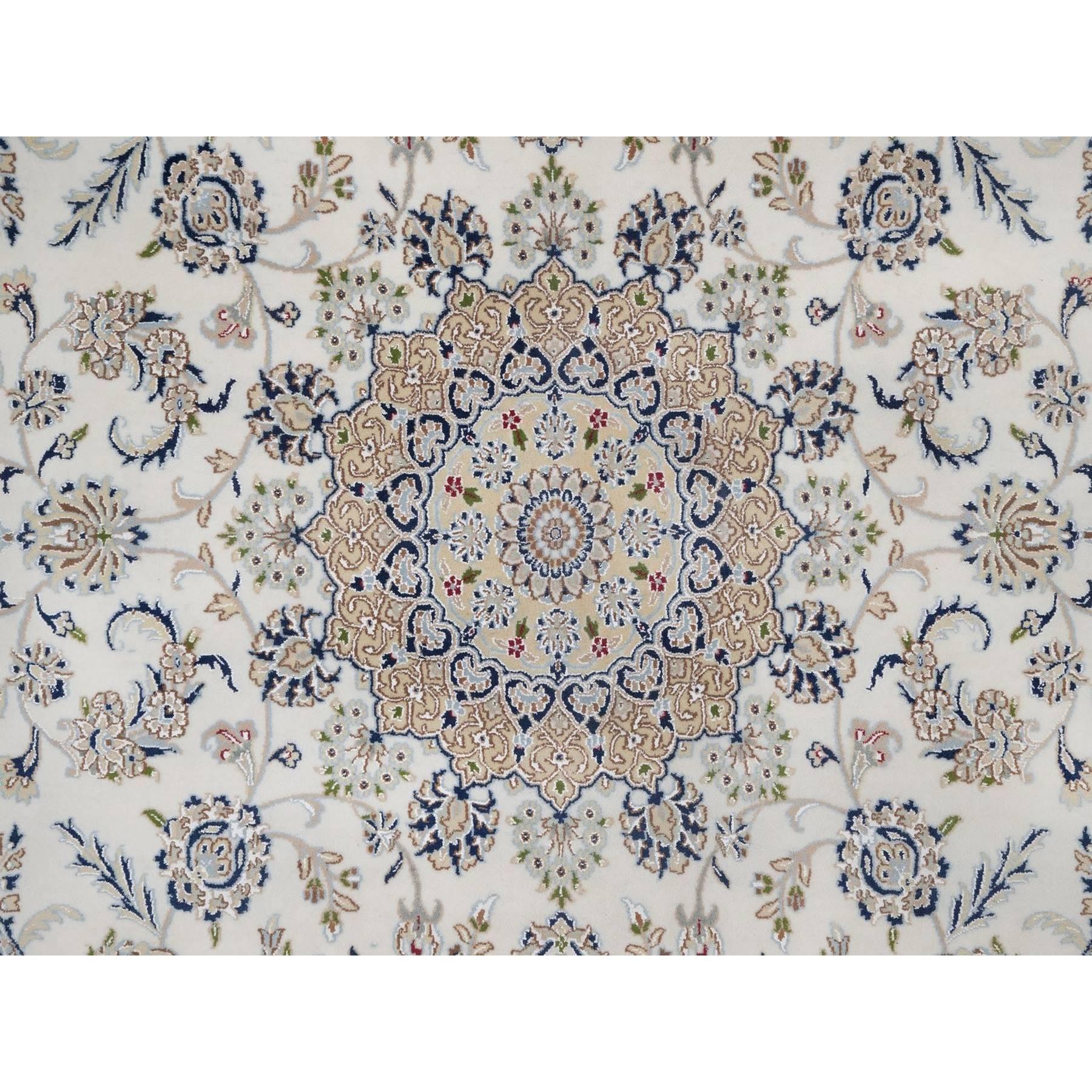 8'x8' Ivory Nain with Medallion Design Hand Knotted Wool and Silk Round Rug For Sale 1