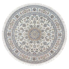 8'x8' Ivory Nain with Medallion Design Hand Knotted Wool and Silk Round Rug