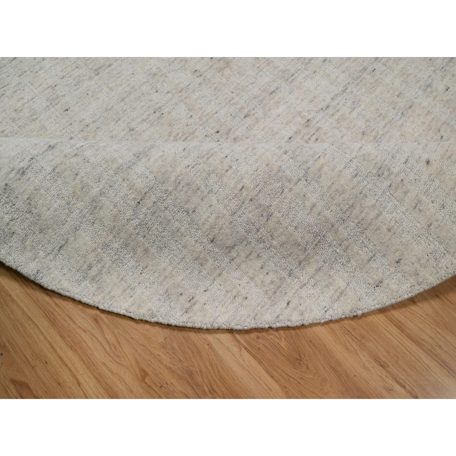 8'x8' Ivory Natural Wool Vertical Stripes Design Hand Loomed Round Rug In New Condition For Sale In Carlstadt, NJ