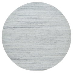 8'x8' Elfenbein einfarbig Modernes Striae Design Bio-Wolle handgewebter runder Teppich
