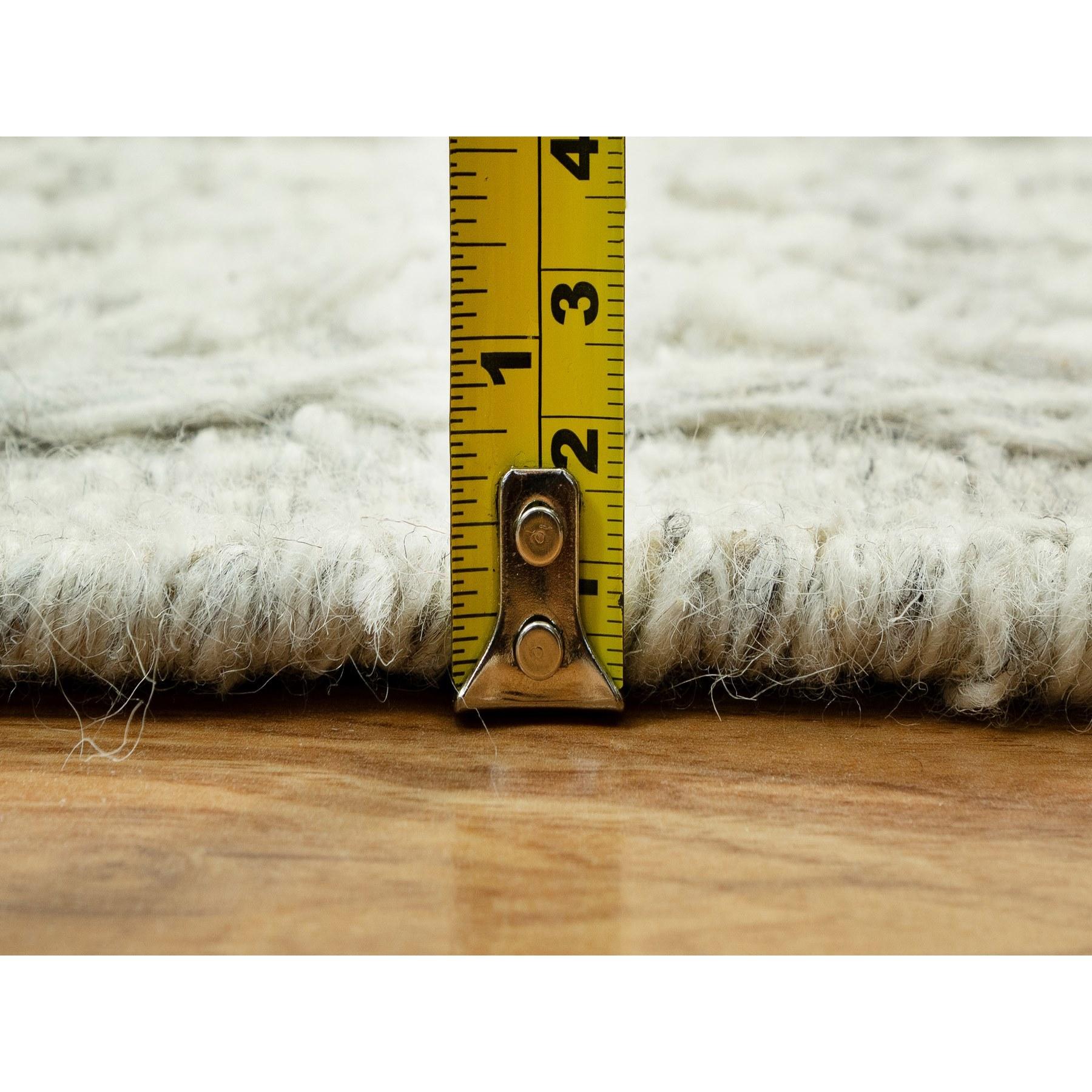 8'x8' Mindful Gray Wool Hand Woven Cord Collection Flat Weave Square Rug im Angebot 2