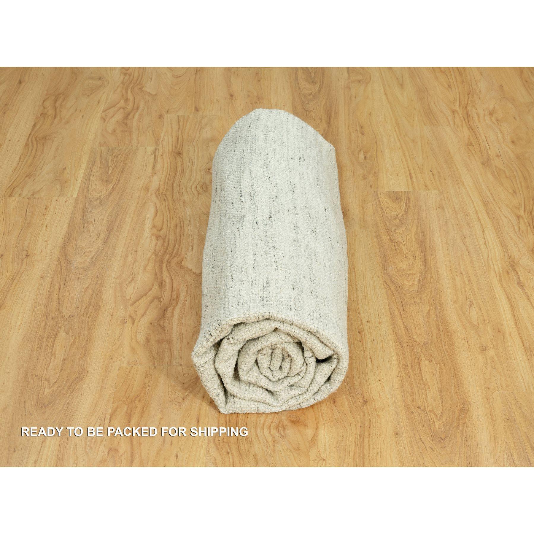 8'x8' Mindful Gray Wool Hand Woven Cord Collection Flat Weave Square Rug im Angebot 1