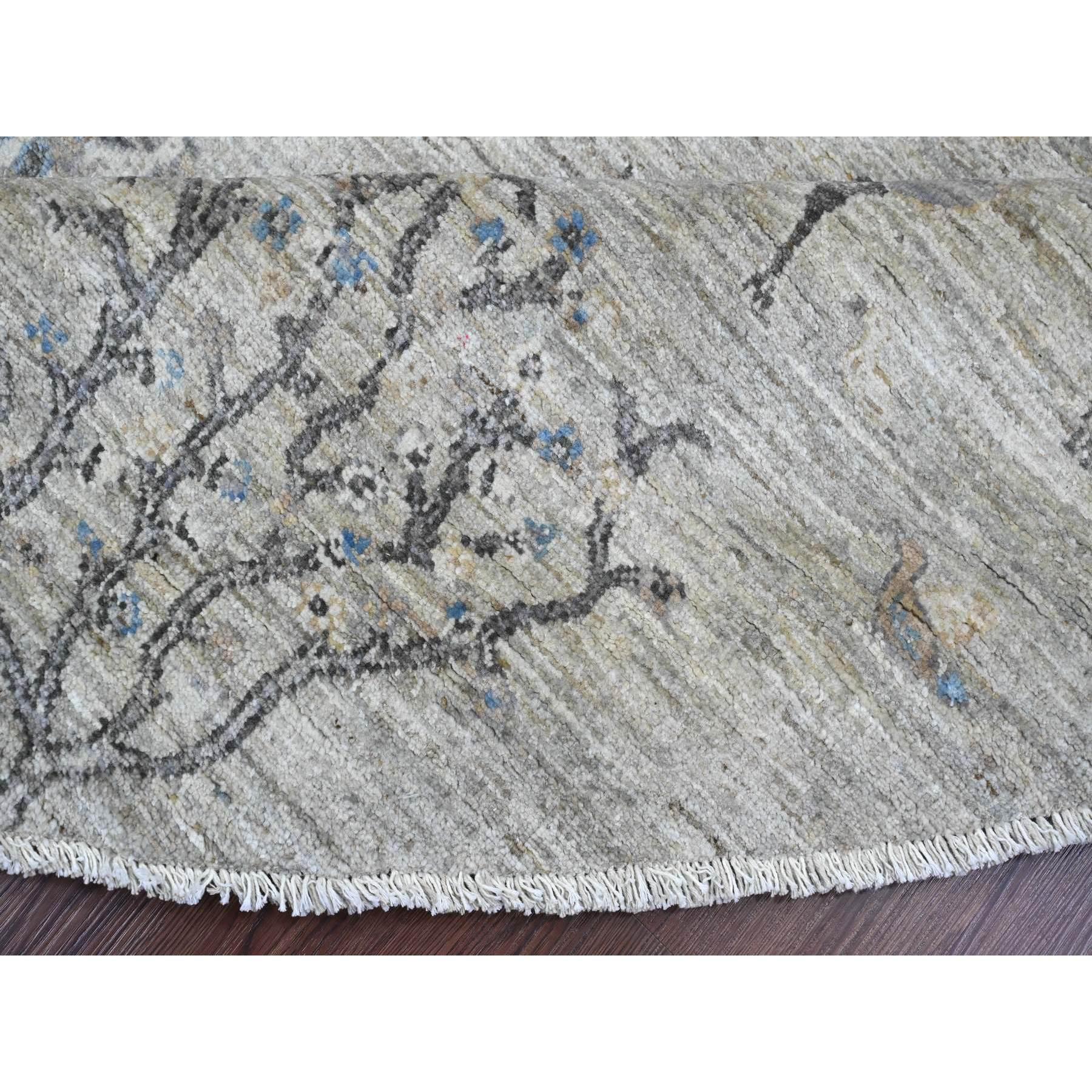 Tapis rond en laine nouée à la main 8'x8' gris huître Willow and Cypress Tree Design Neuf - En vente à Carlstadt, NJ