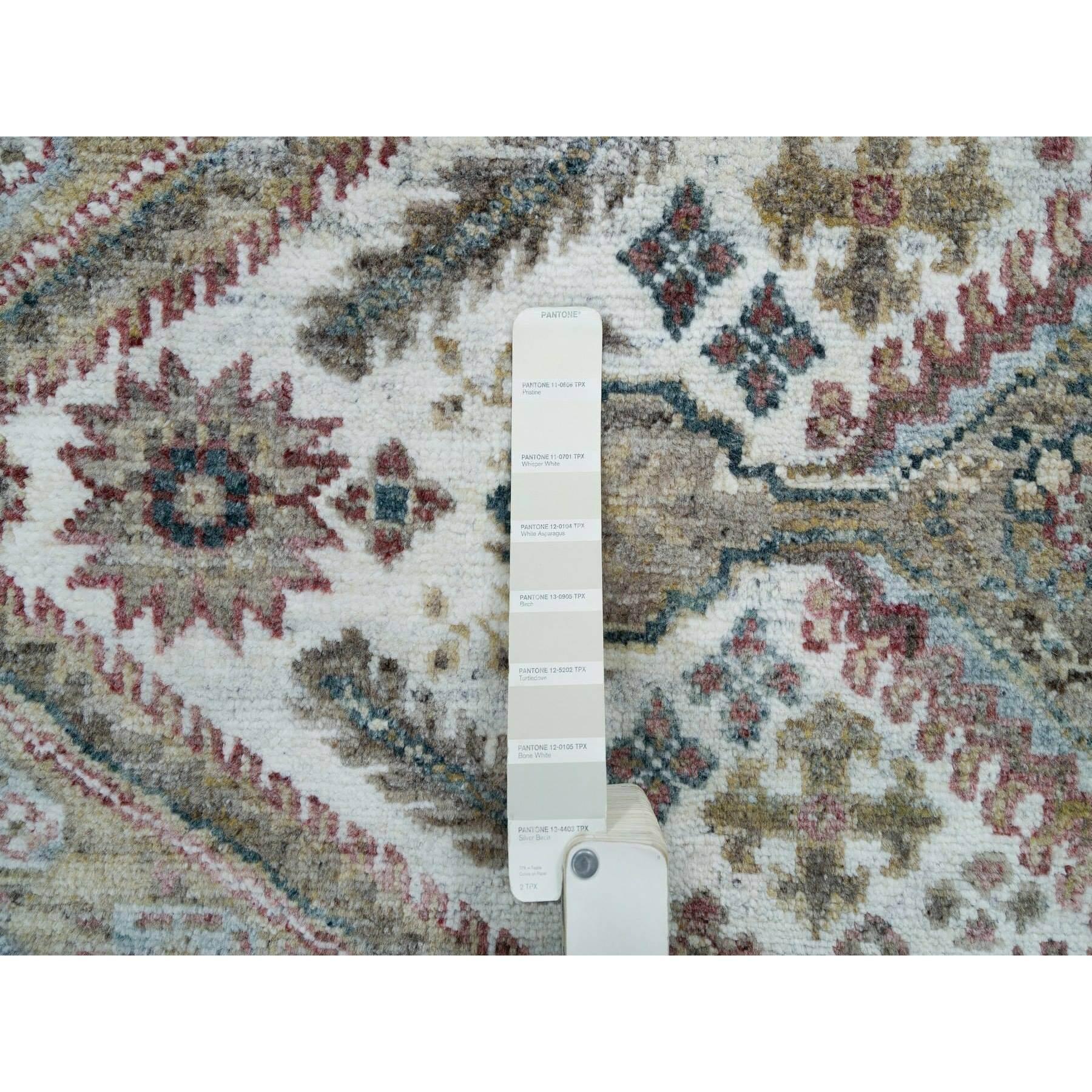 Contemporary 8'x8' Pearl White Hand Knotted Unique Flower Rosettes Border Round Rug For Sale