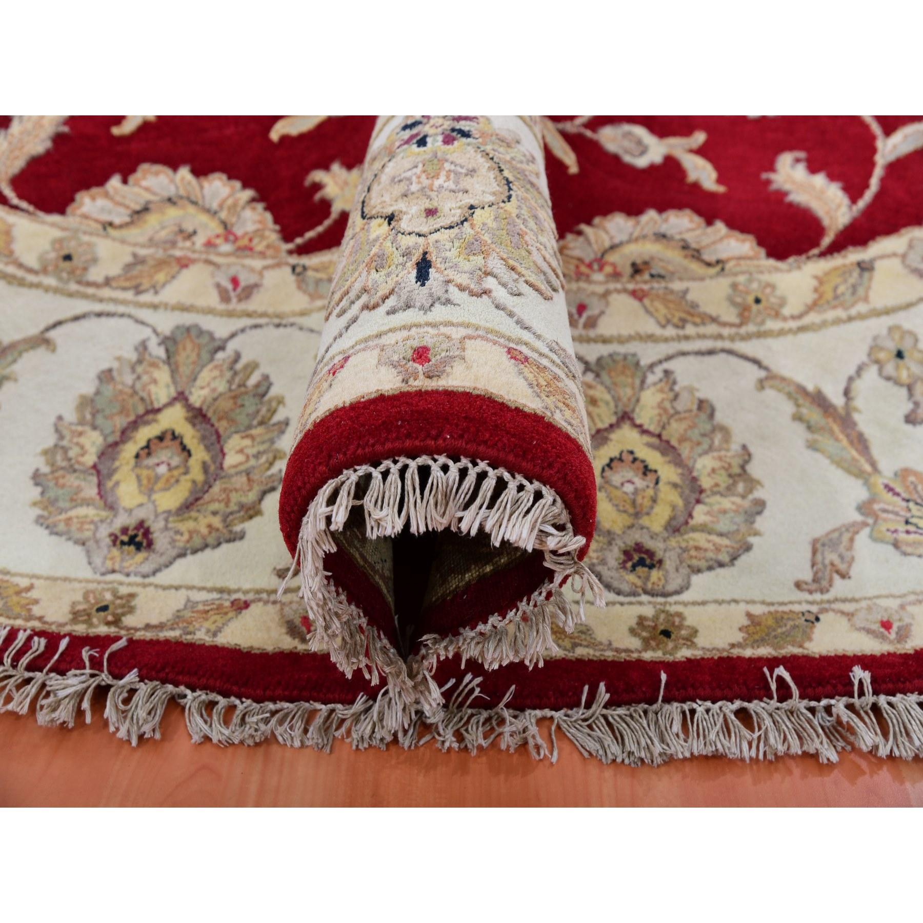 Noué à la main 8'x8' Tapis rond en laine et soie rouge noué à la main Rajasthan Design Leaf Pattern en vente