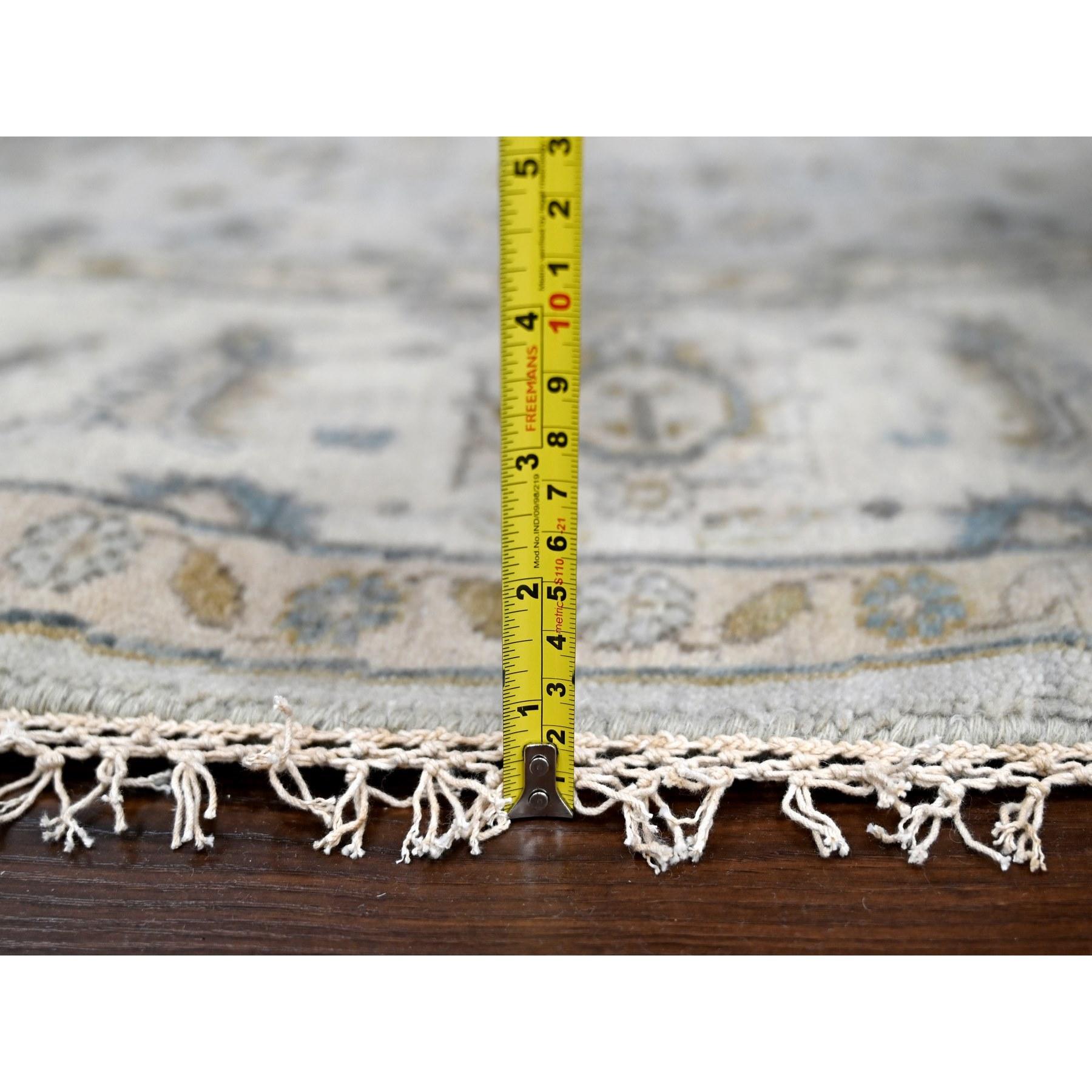 8'x8' Meeresgrauer handgeknüpfter Karjihooz-Teppich aus weicher Wolle mit Karjihooz-Design (21. Jahrhundert und zeitgenössisch) im Angebot