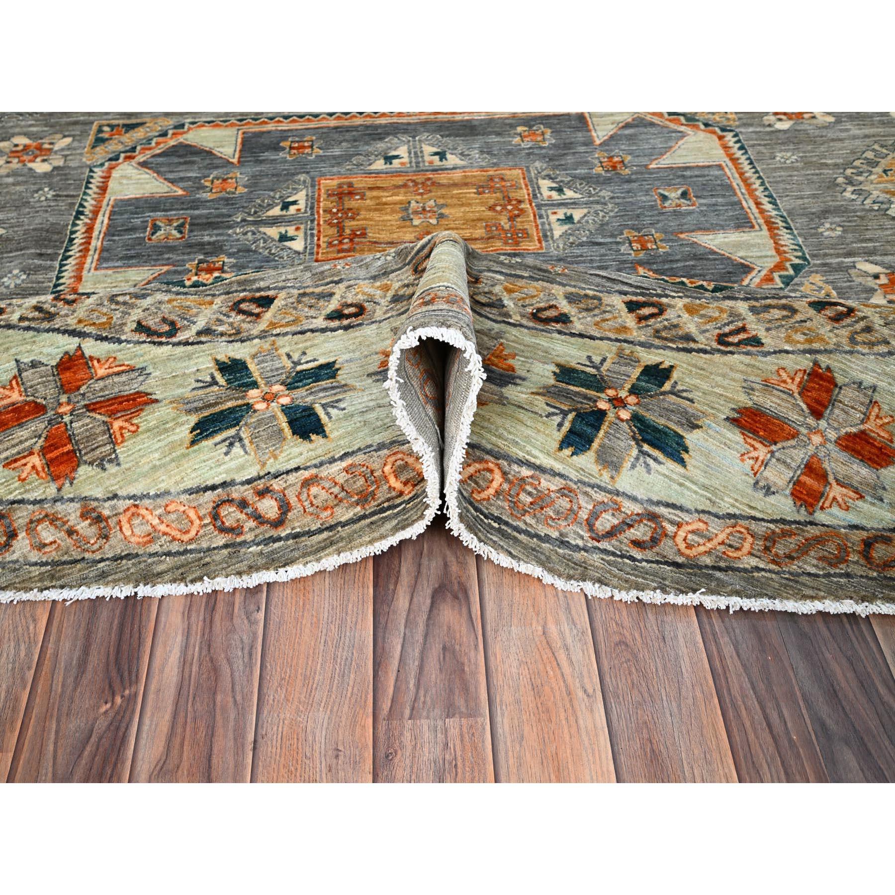 Hand-Knotted 8'x8' Seared Gray Extra Soft Wool Caucasian Design Round Oriental Rug For Sale